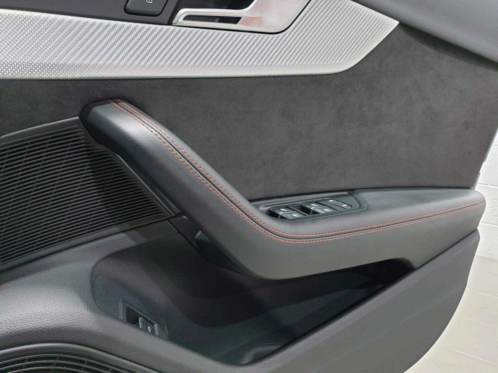 Audi RS4 view 63