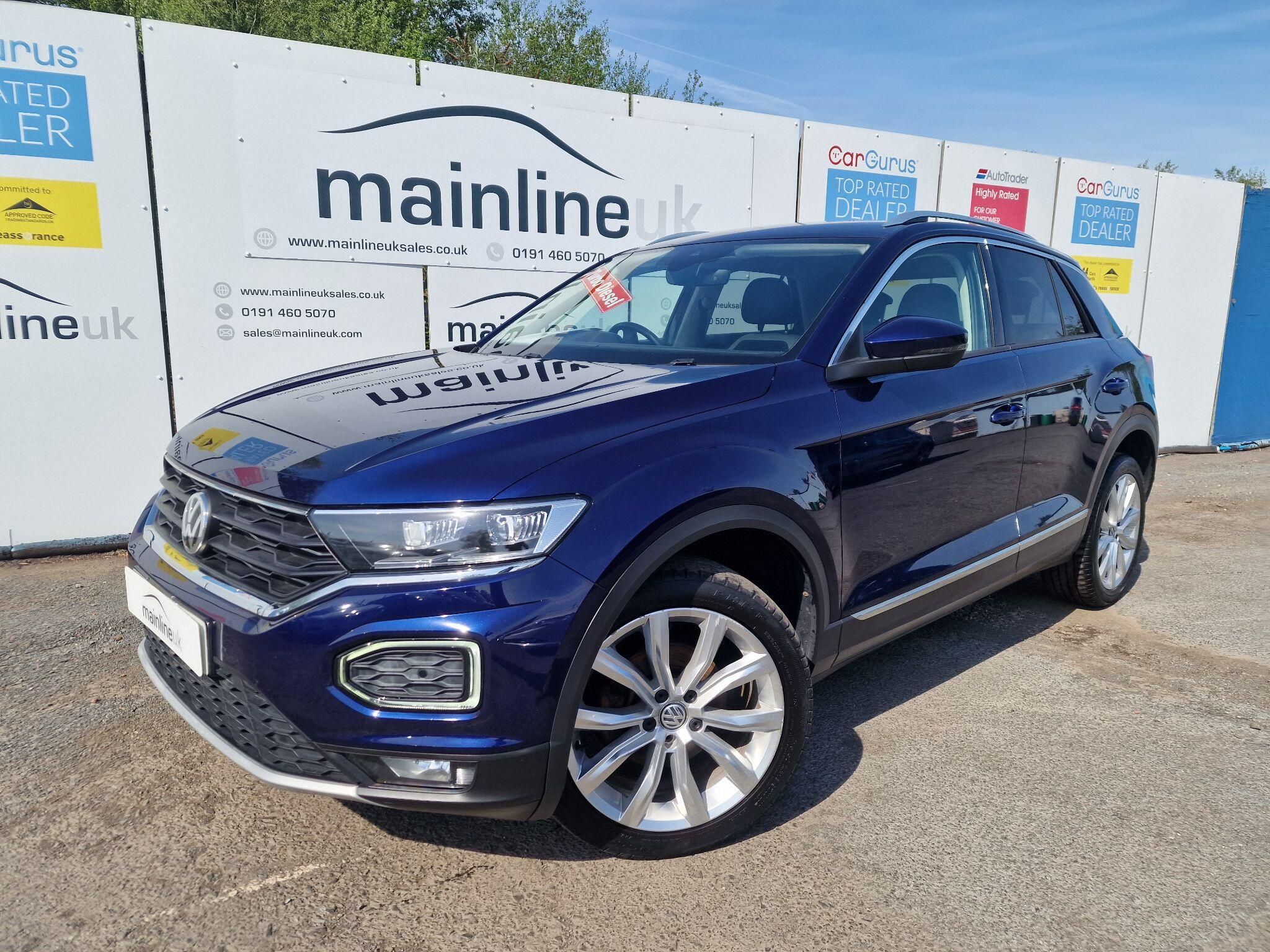 Volkswagen T-Roc view 4