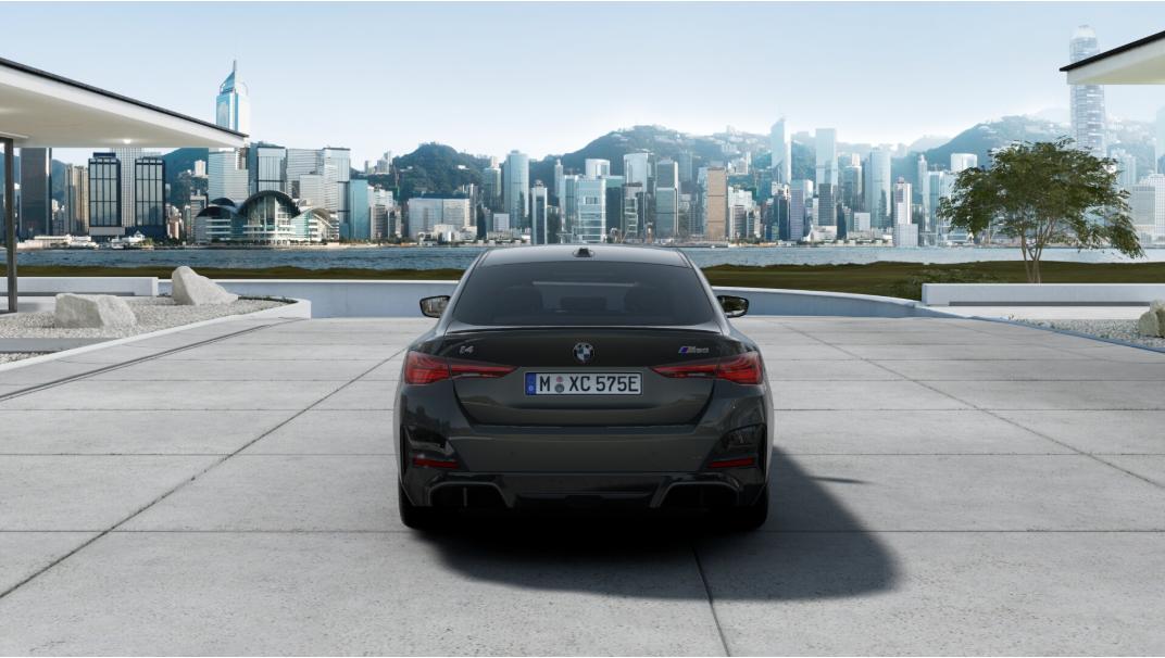 BMW i4 view 7
