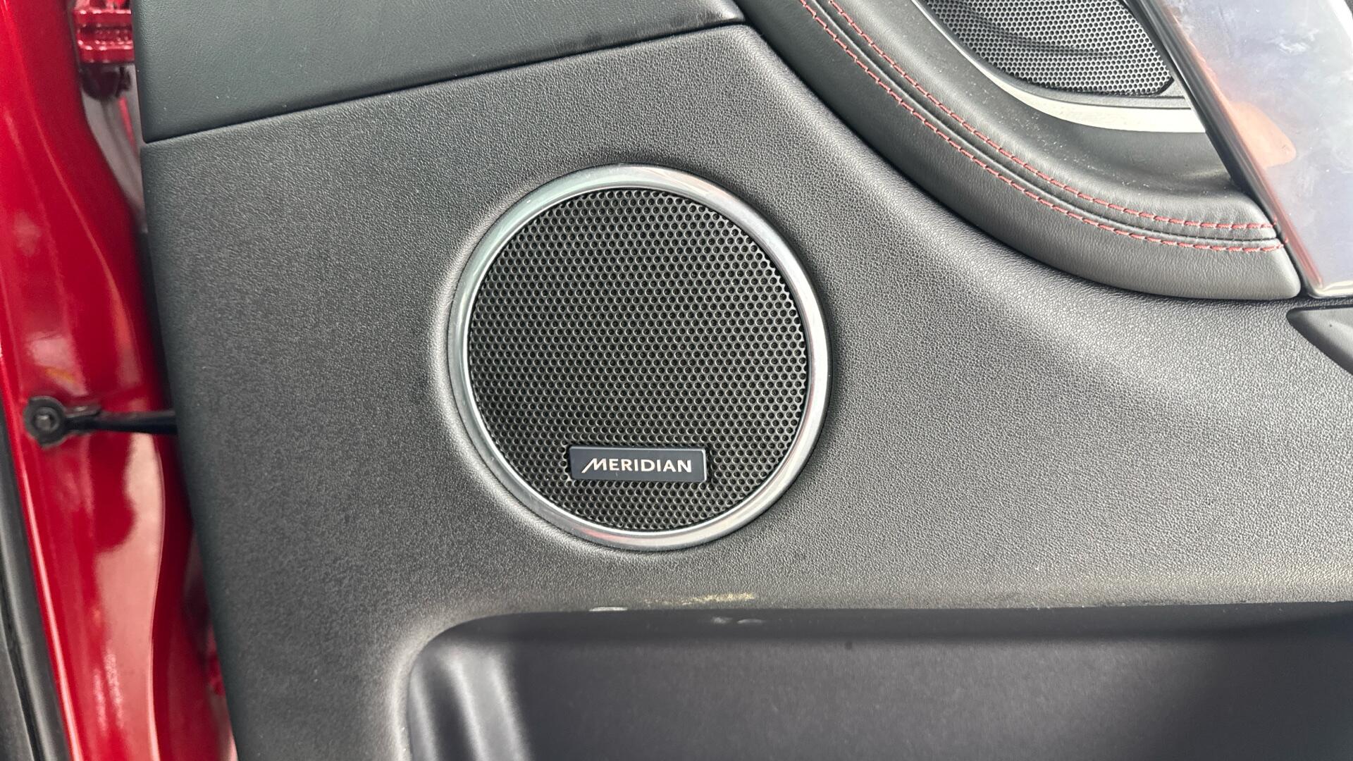 Land Rover Discovery Sport view 22