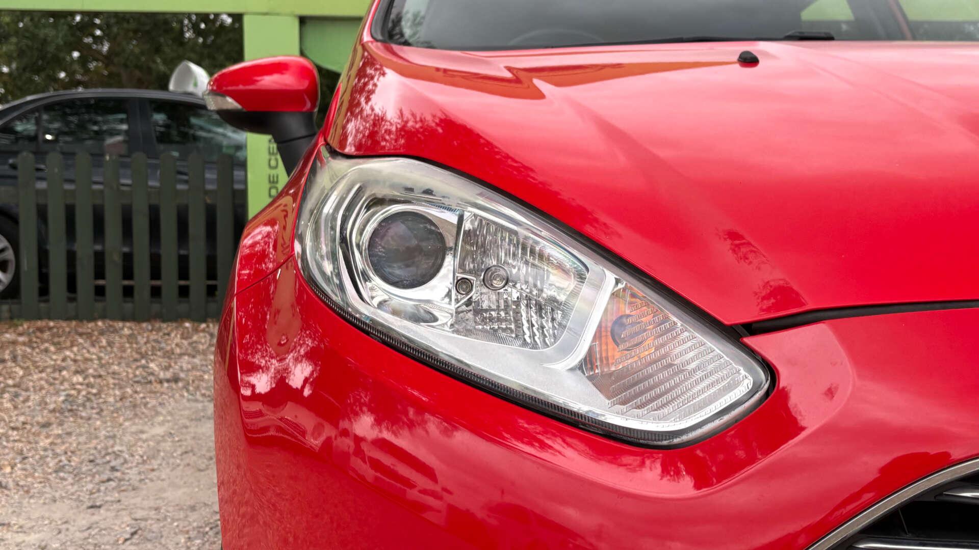 Ford Fiesta view 41