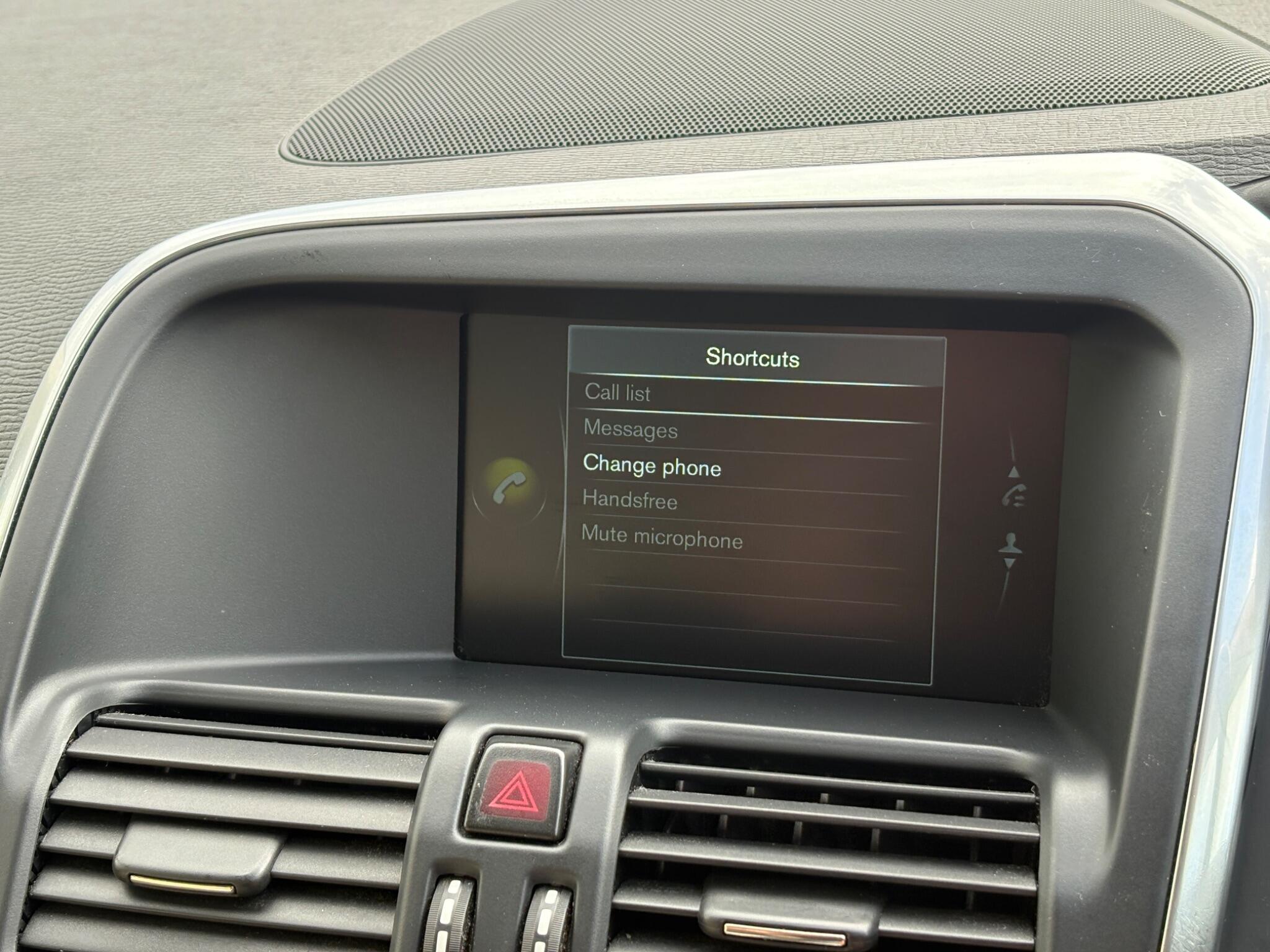 Volvo XC60 view 31