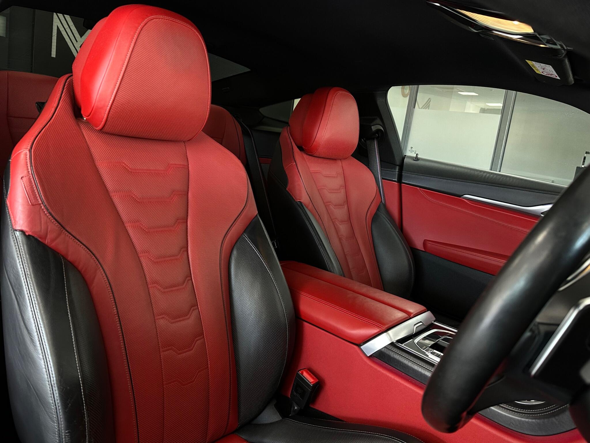 BMW 8 Series view 23
