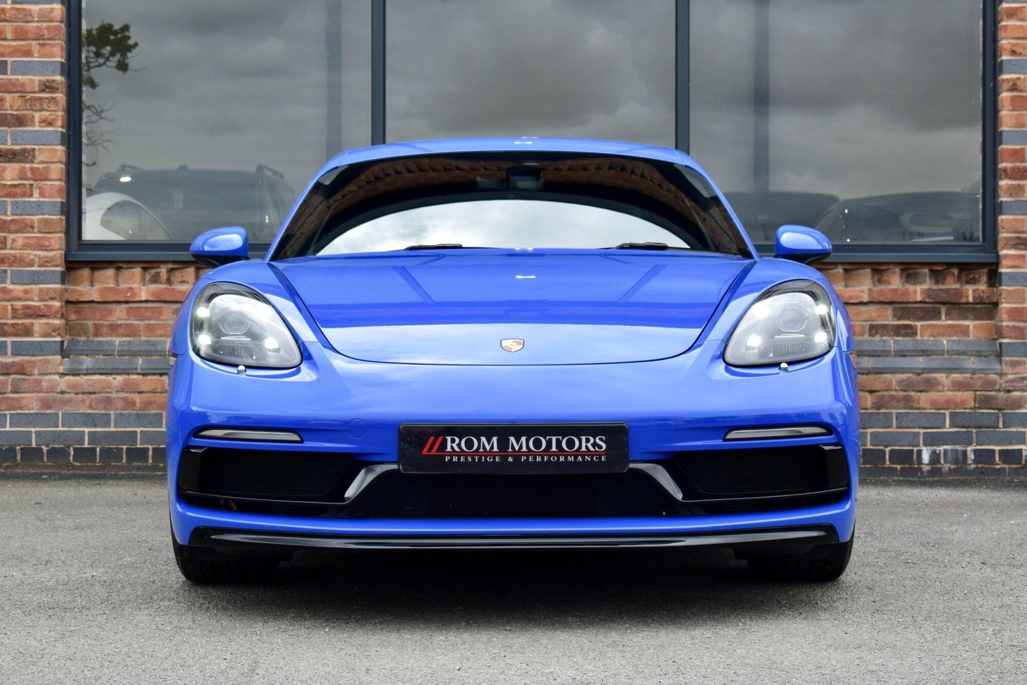 Porsche Cayman view 44