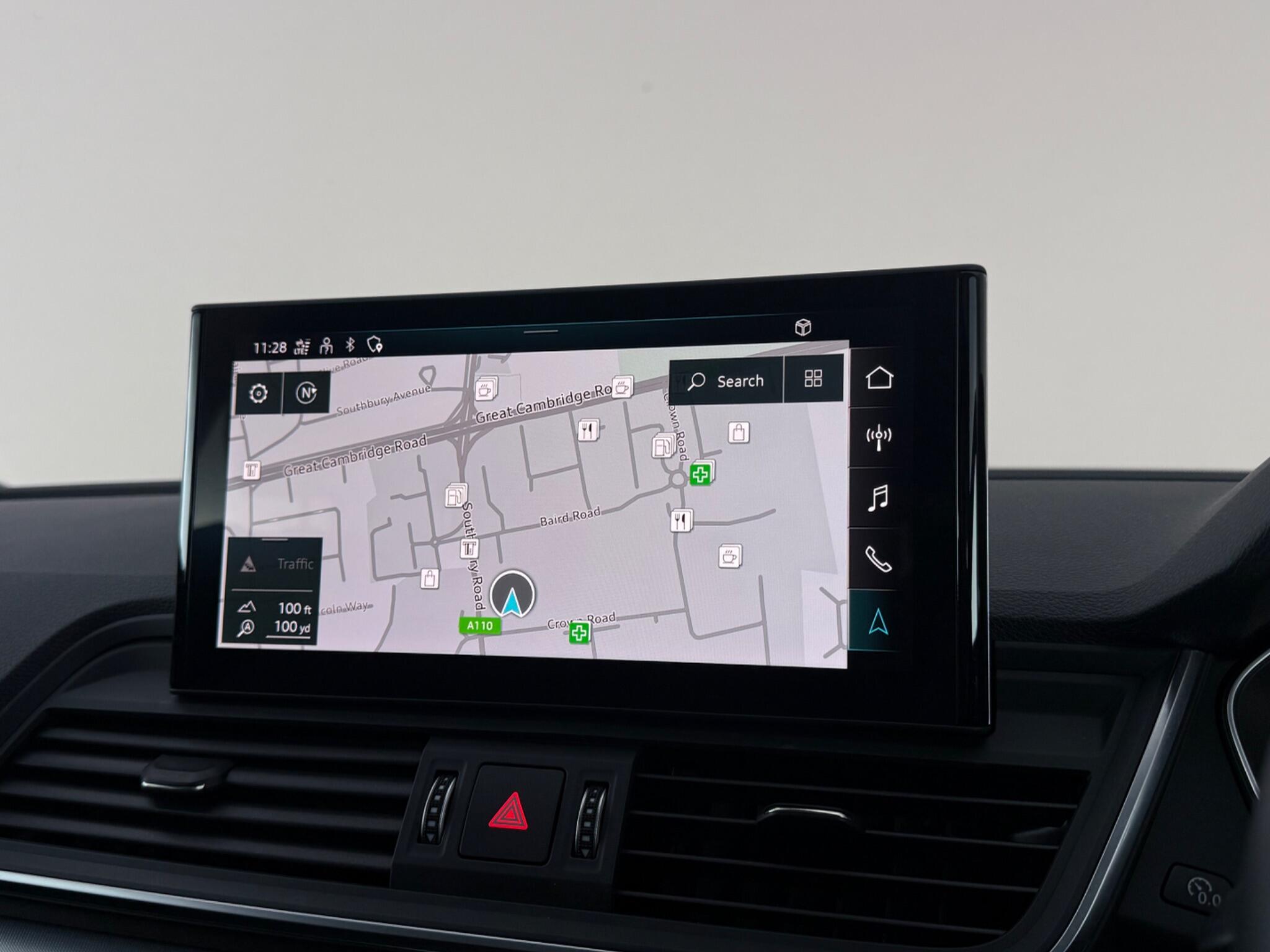 Audi Q5 view 27