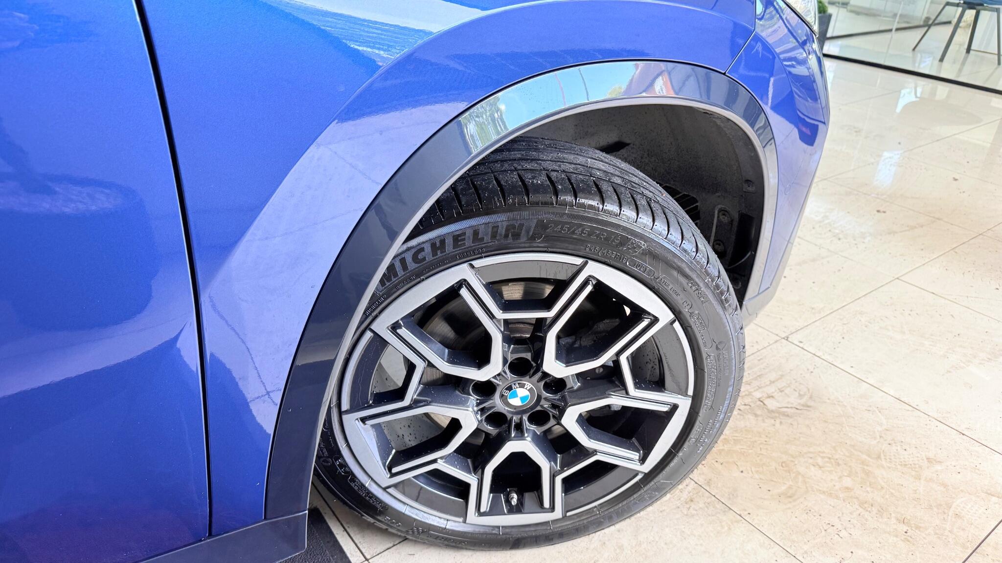 BMW X1 view 11