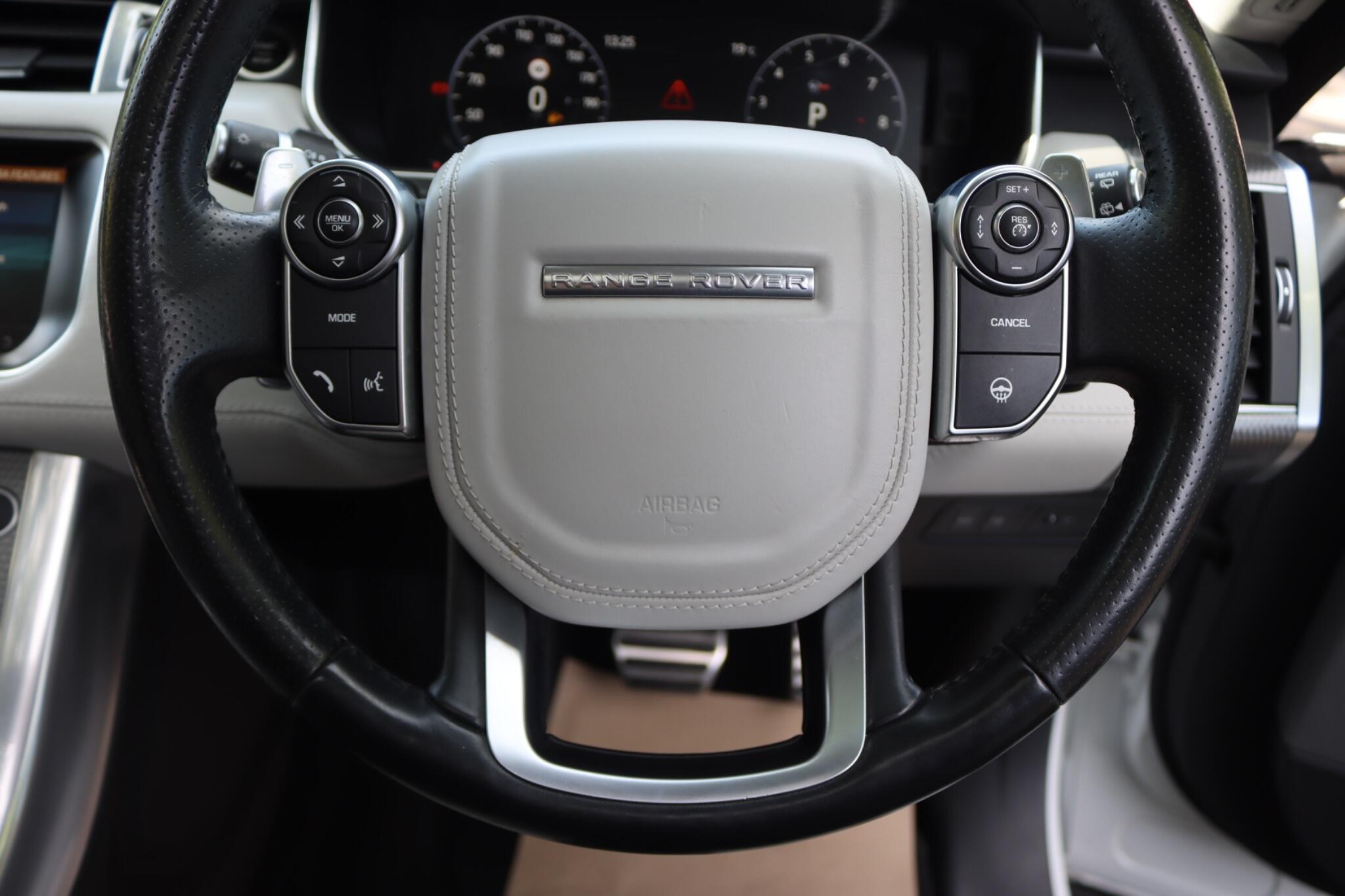 Land Rover Range Rover Sport view 11
