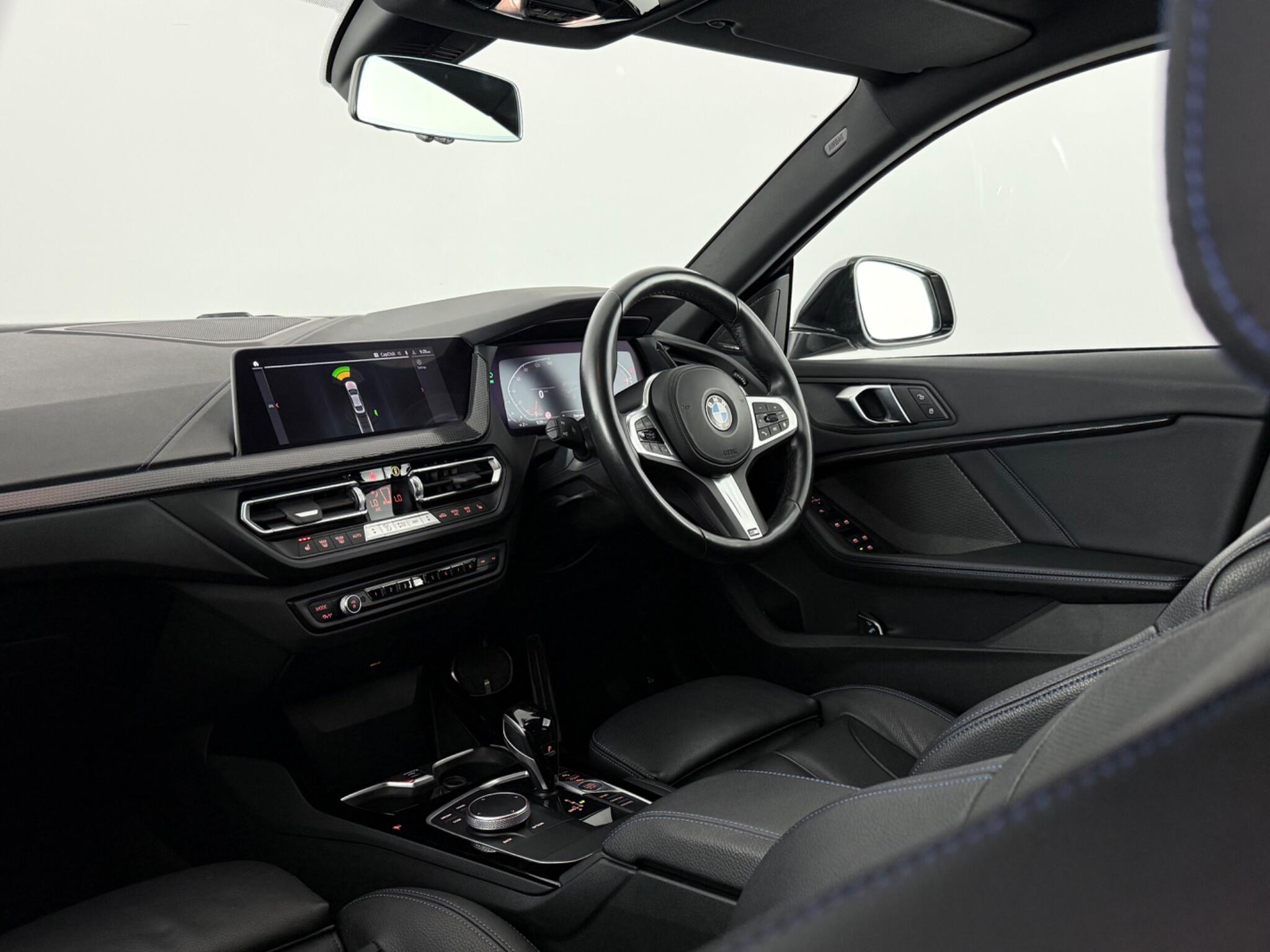 BMW 2 Series view 4