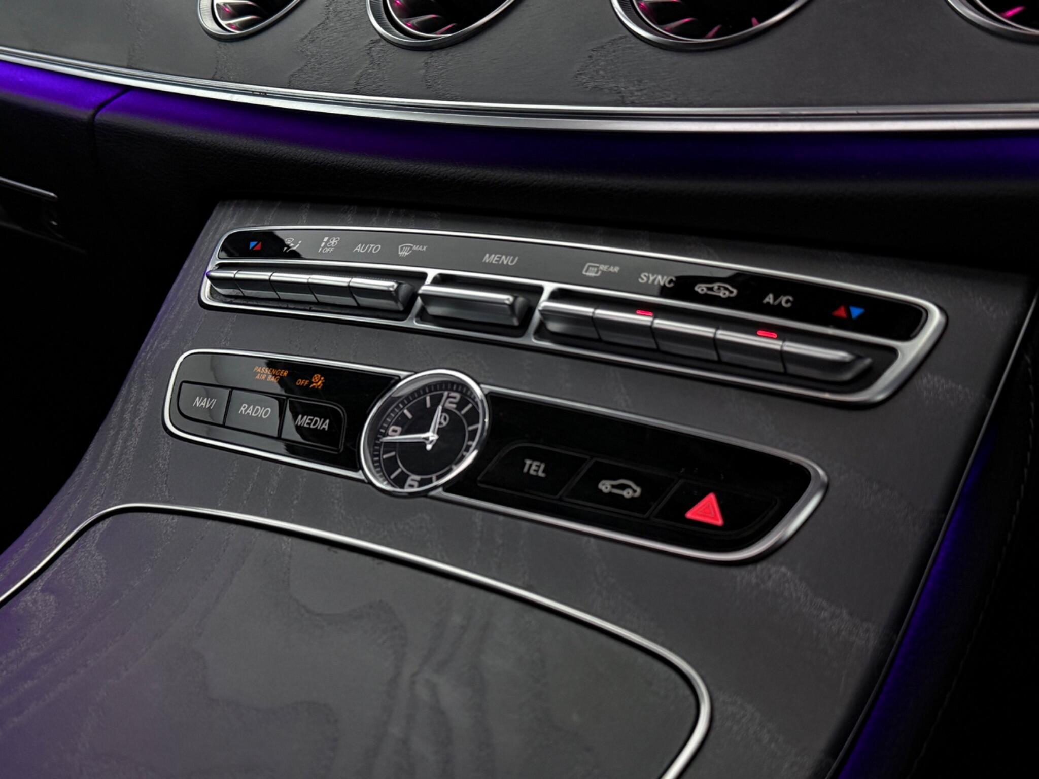 Mercedes-Benz CLS view 27