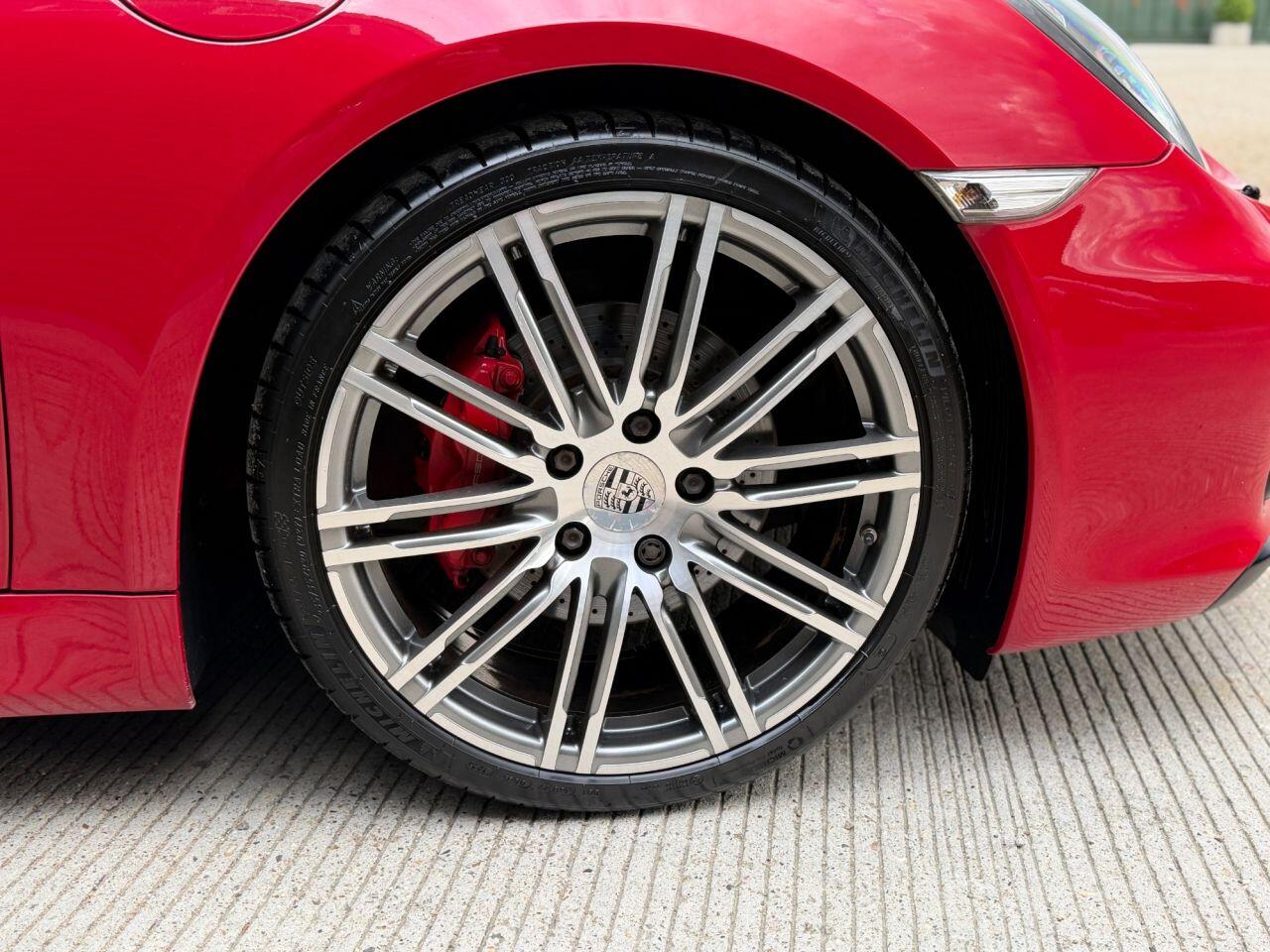 Porsche Cayman view 14