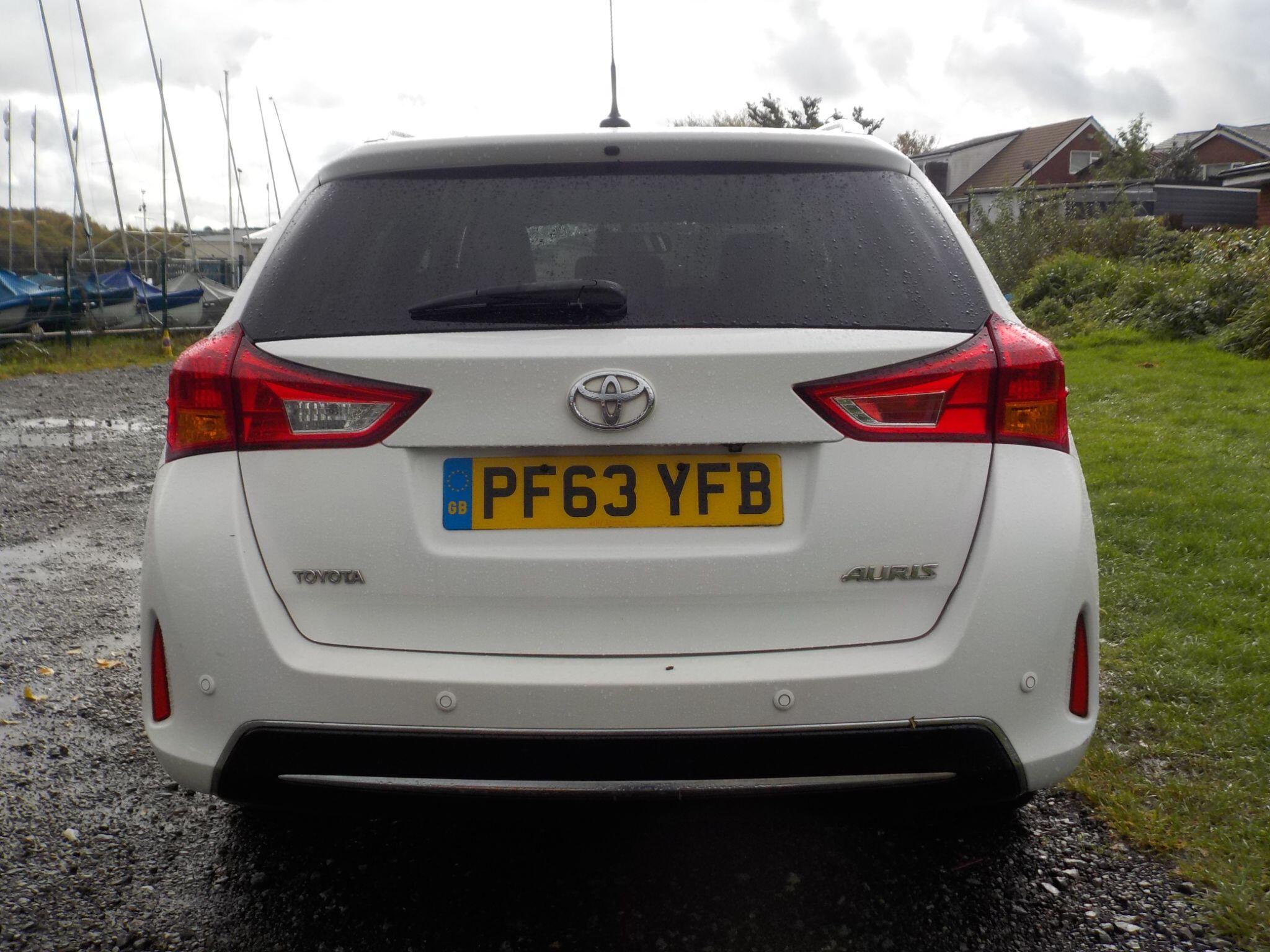 Toyota Auris 1.6 V-Matic Excel Touring Sports Euro 5 5dr