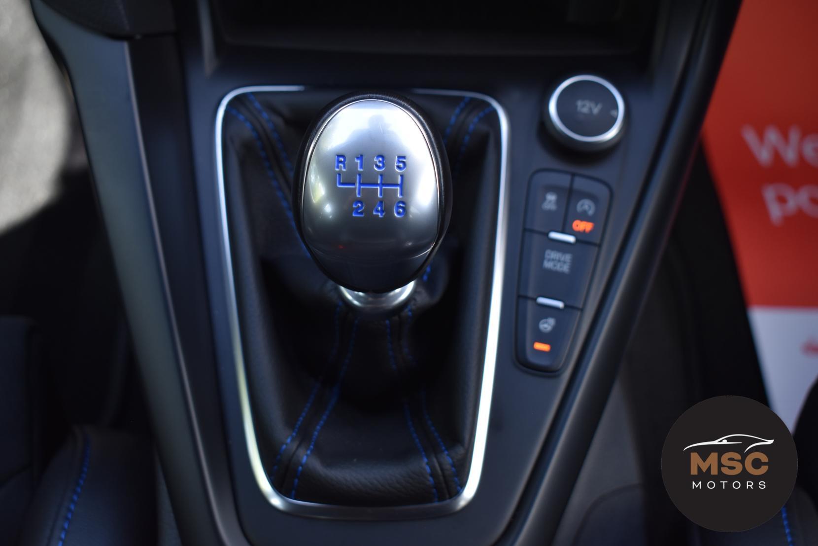 Ford Focus view 55