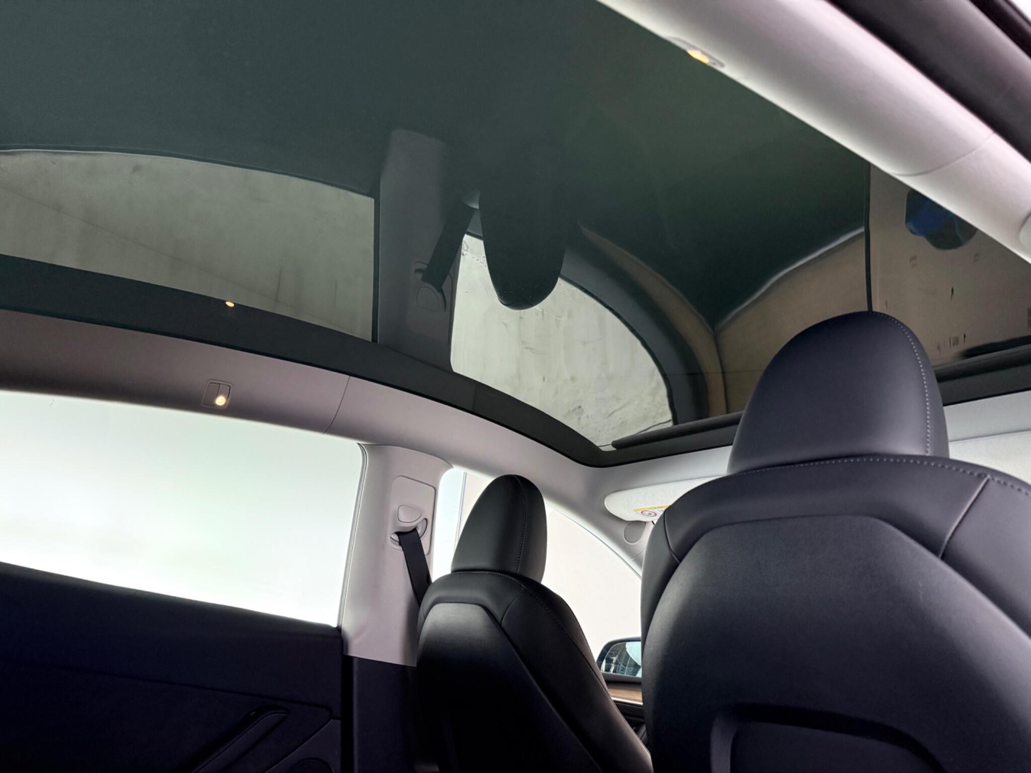 Tesla Model Y view 32