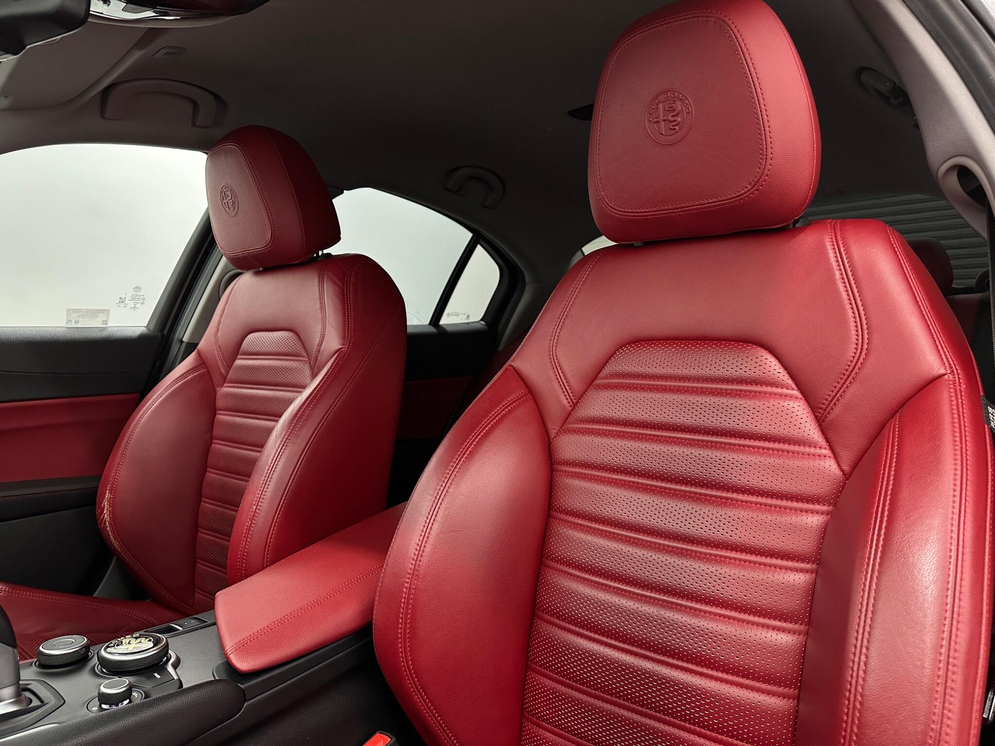 Alfa Romeo Giulia view 36