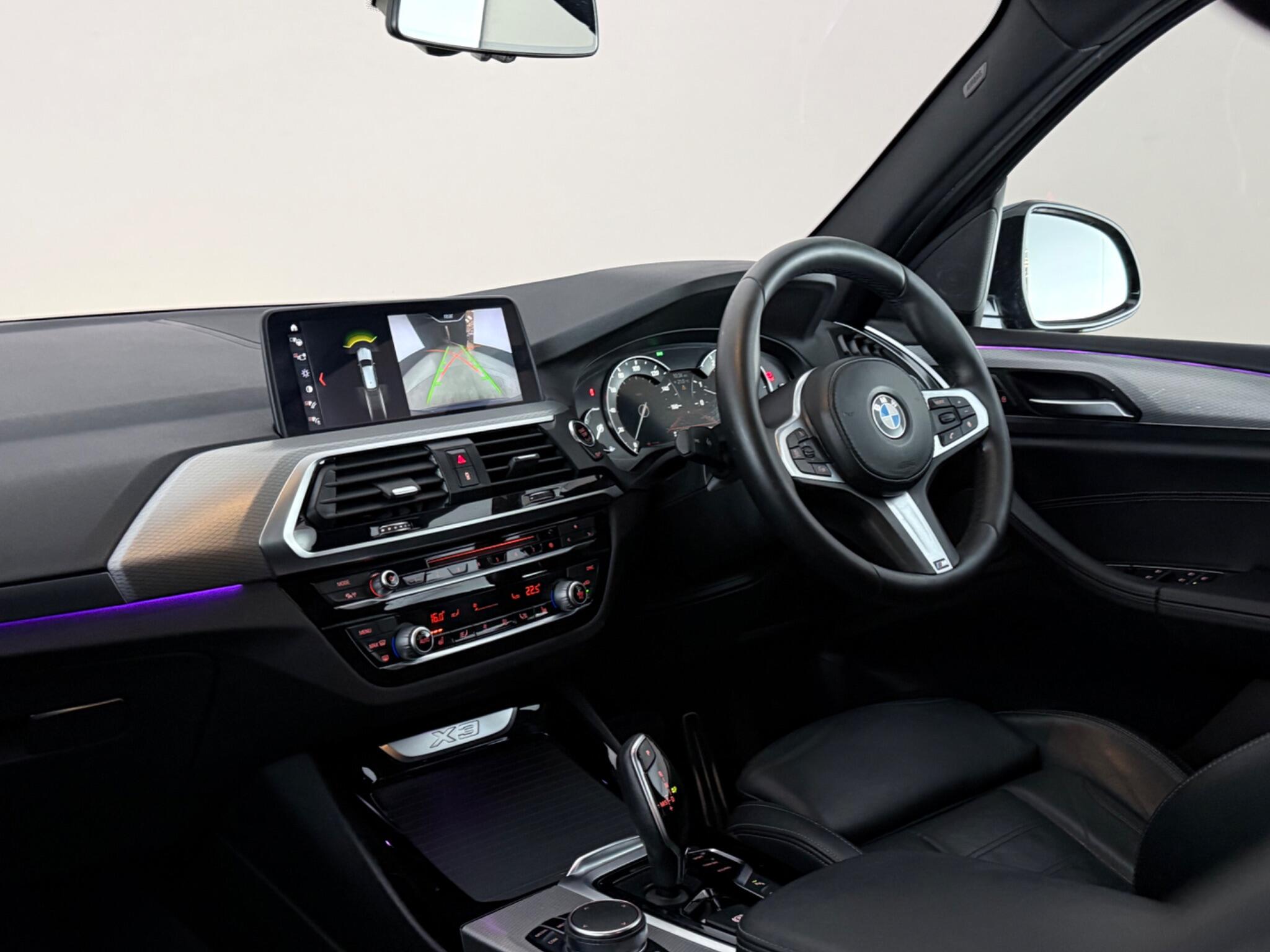 BMW X3 view 4