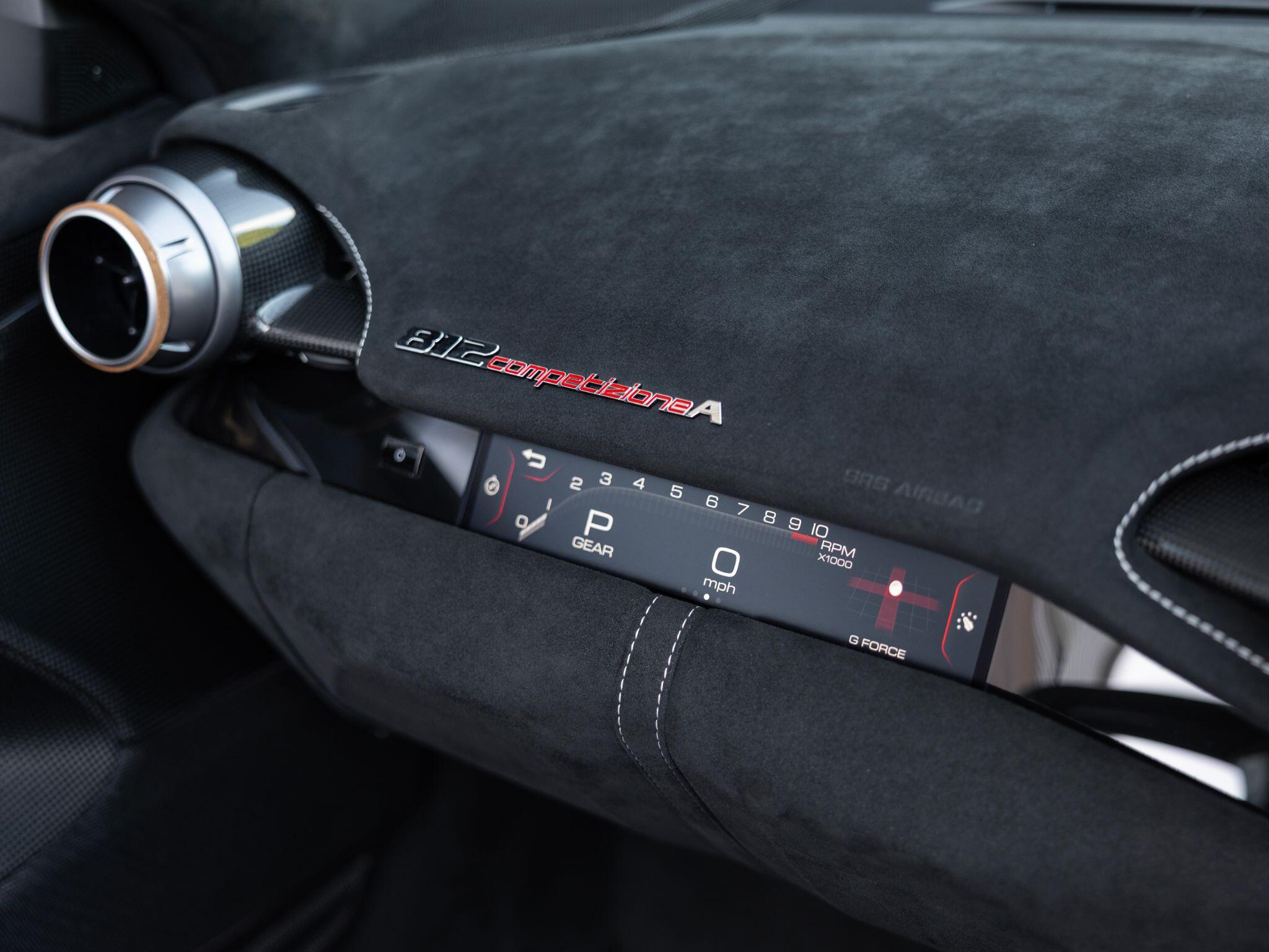 Ferrari 812 view 45