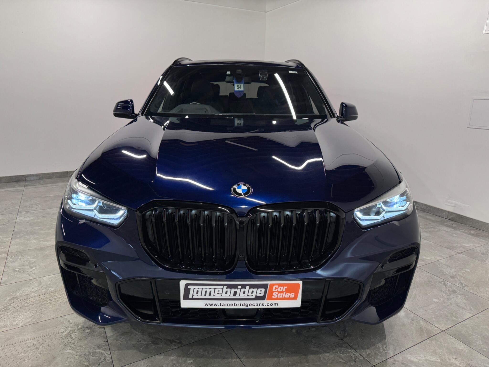 BMW X5 view 2