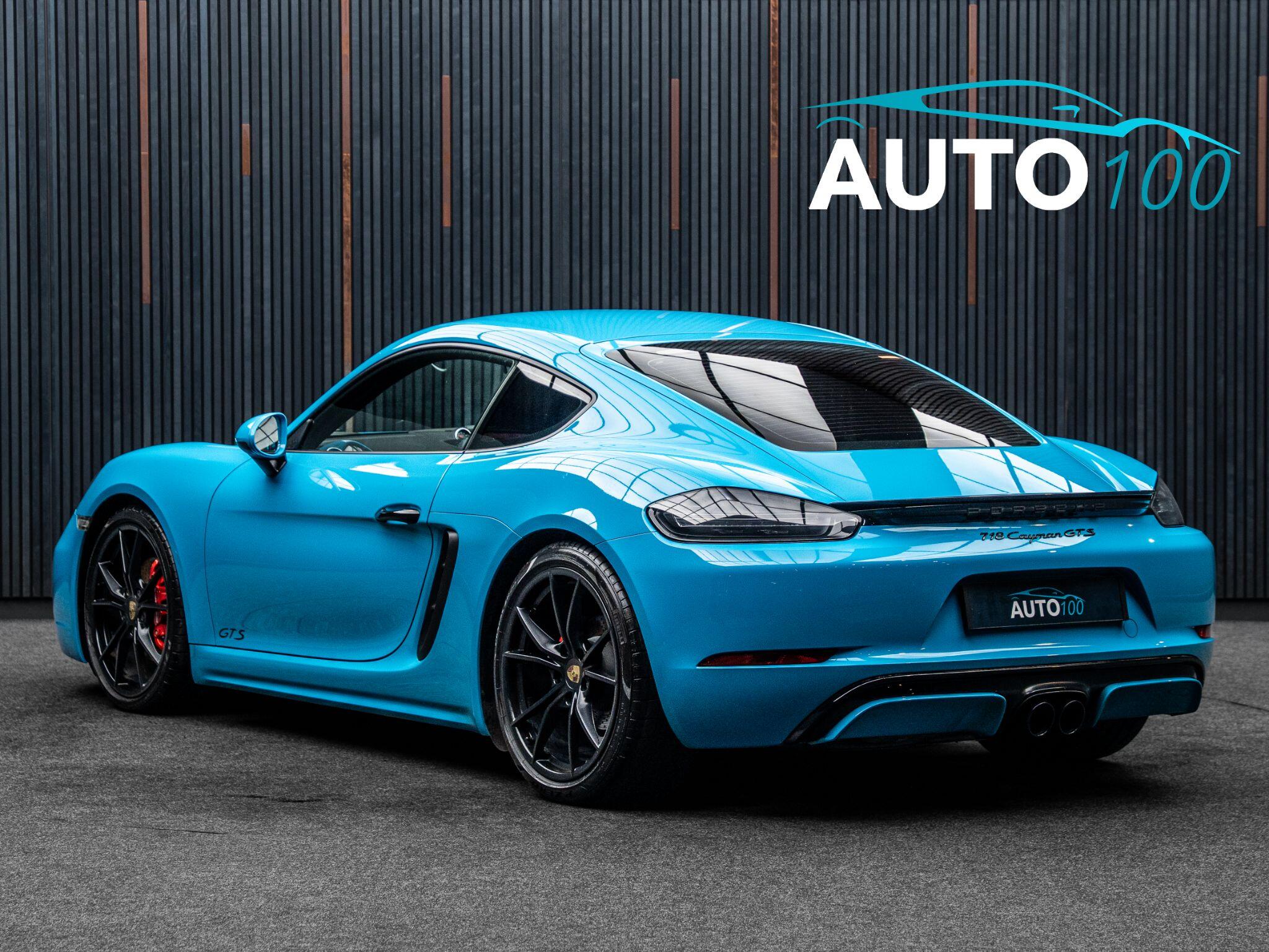 Porsche Cayman view 3
