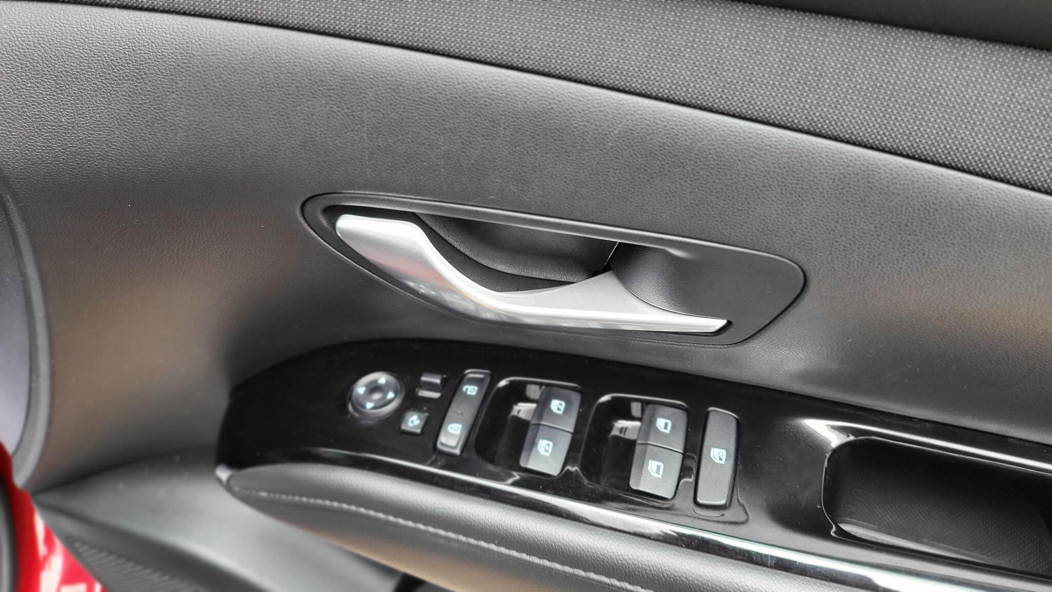 Hyundai Tucson view 25