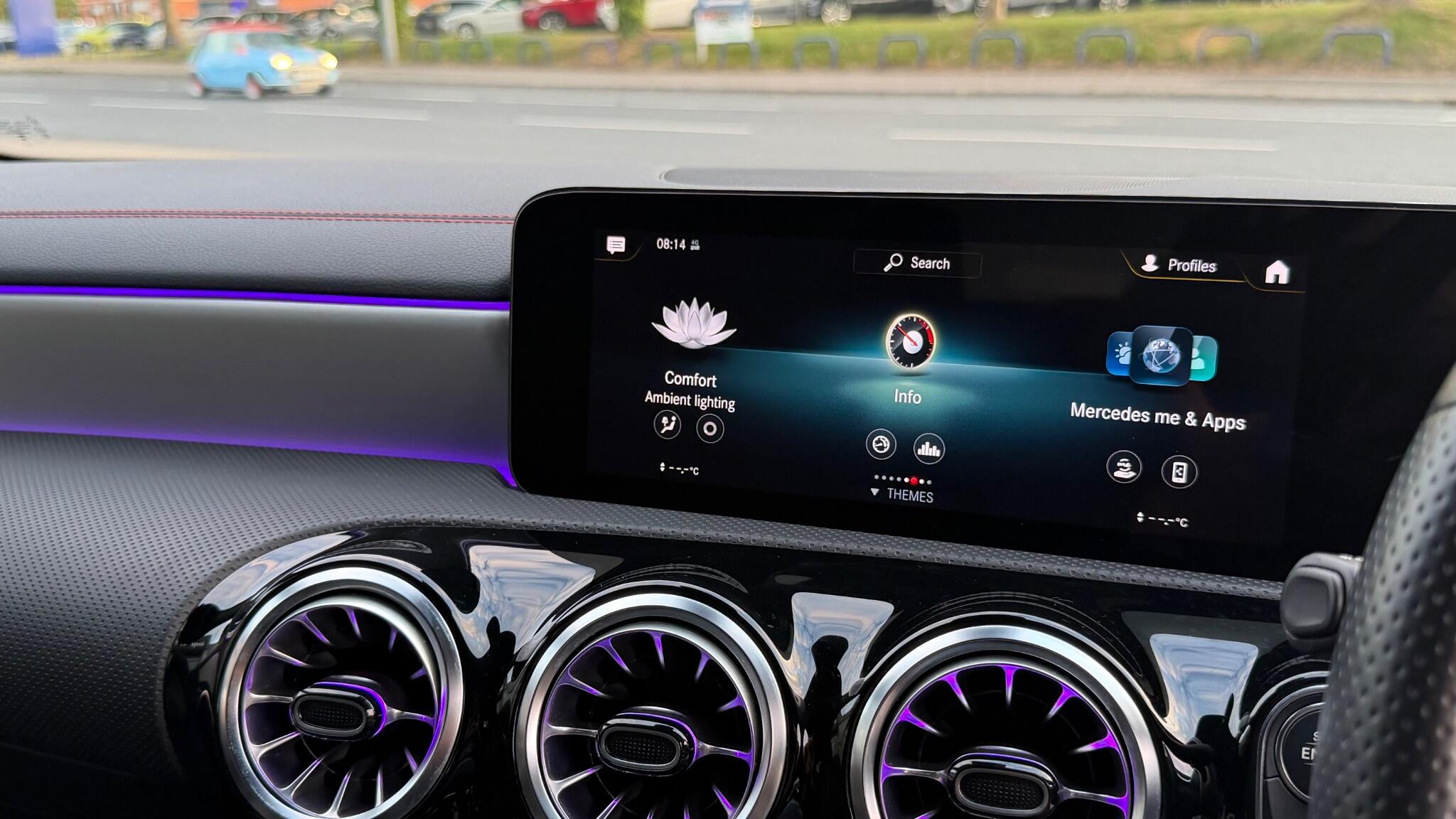Mercedes-Benz Cla view 20