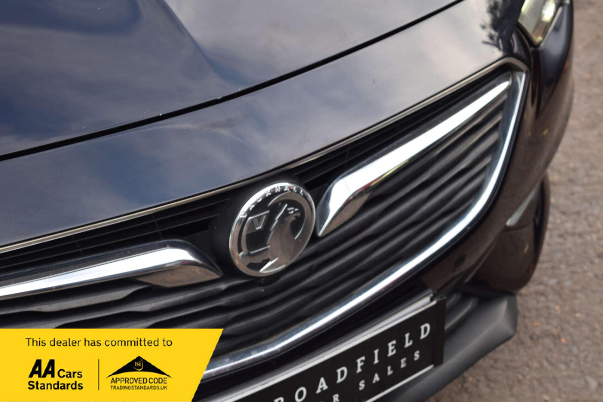 Vauxhall Insignia view 9