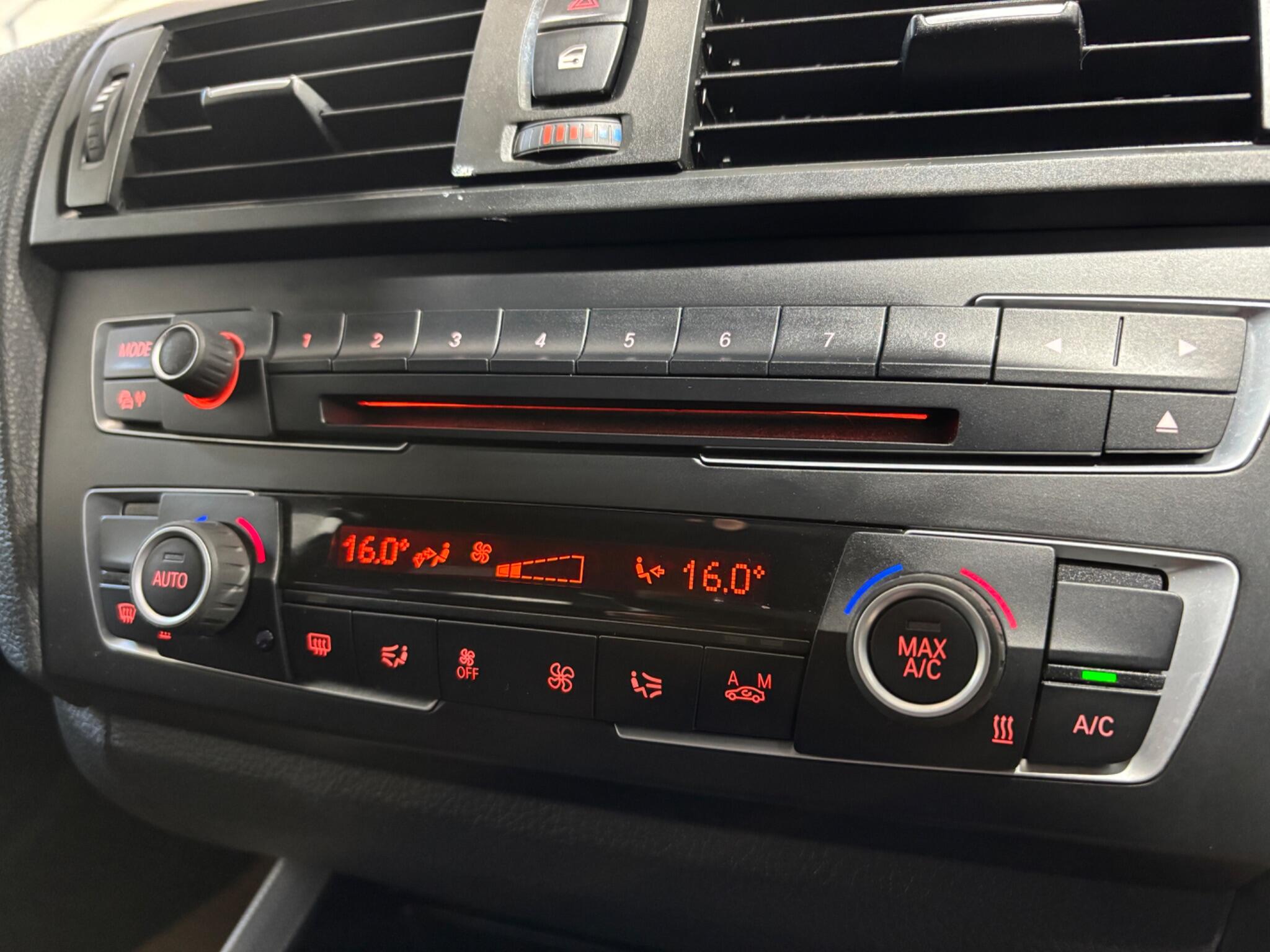 BMW 1 Series view 44