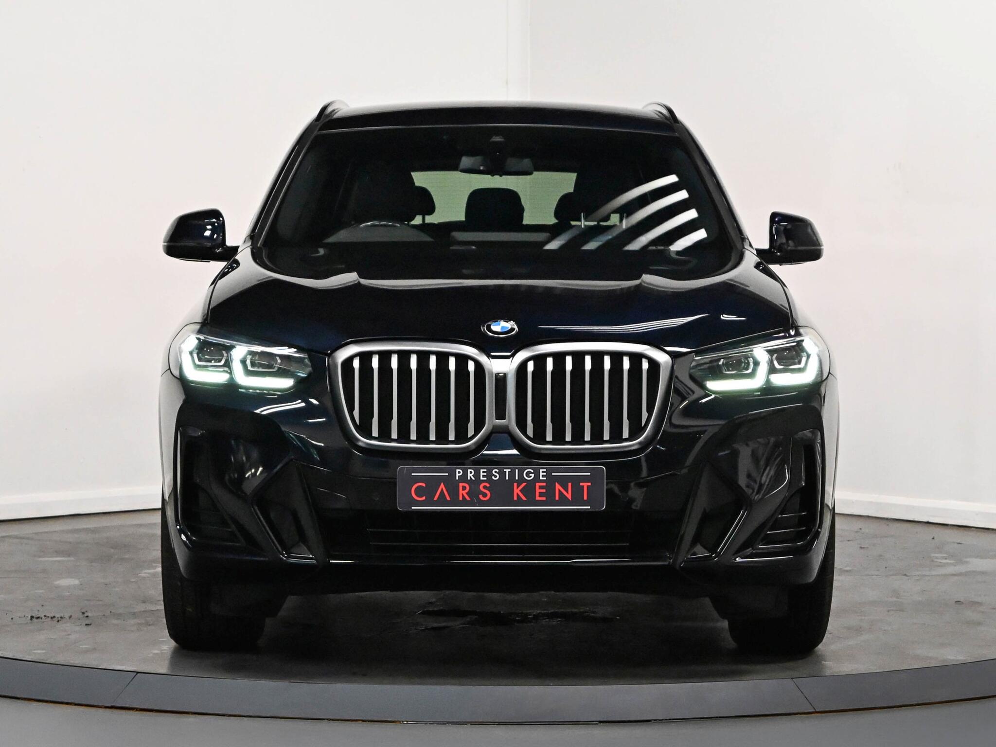 BMW X3 view 21