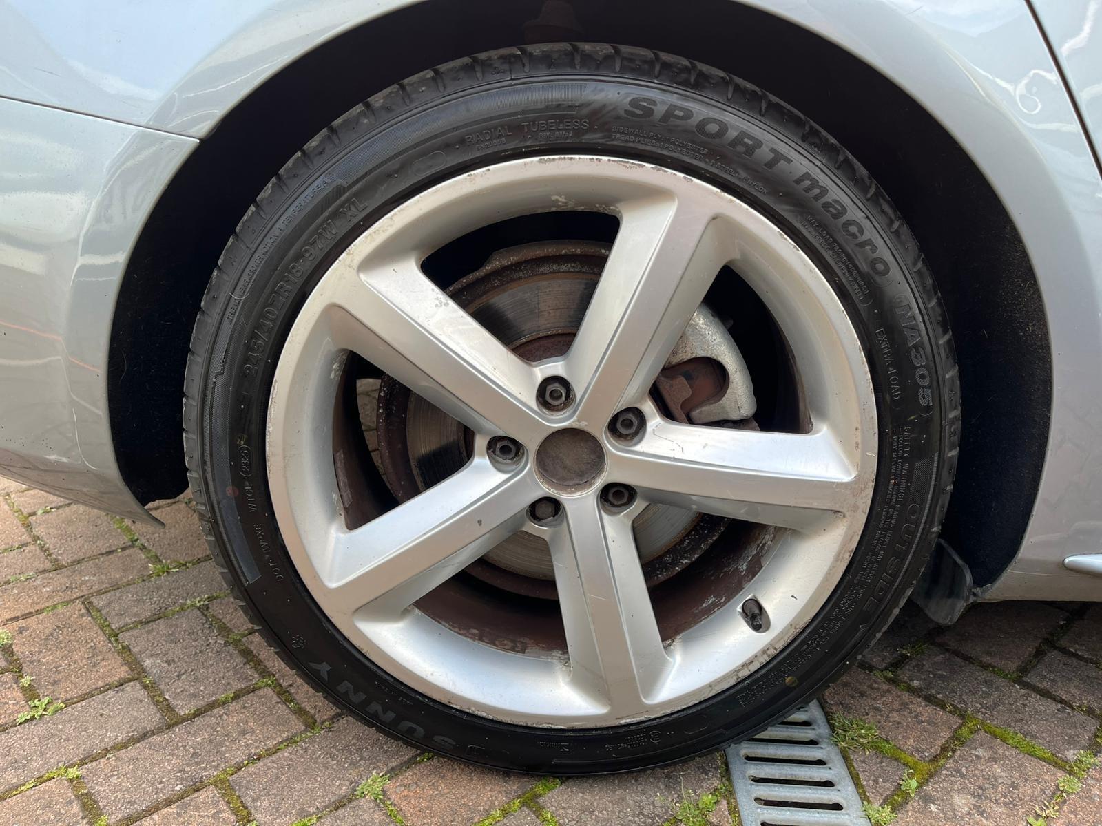 Audi A4 view 45