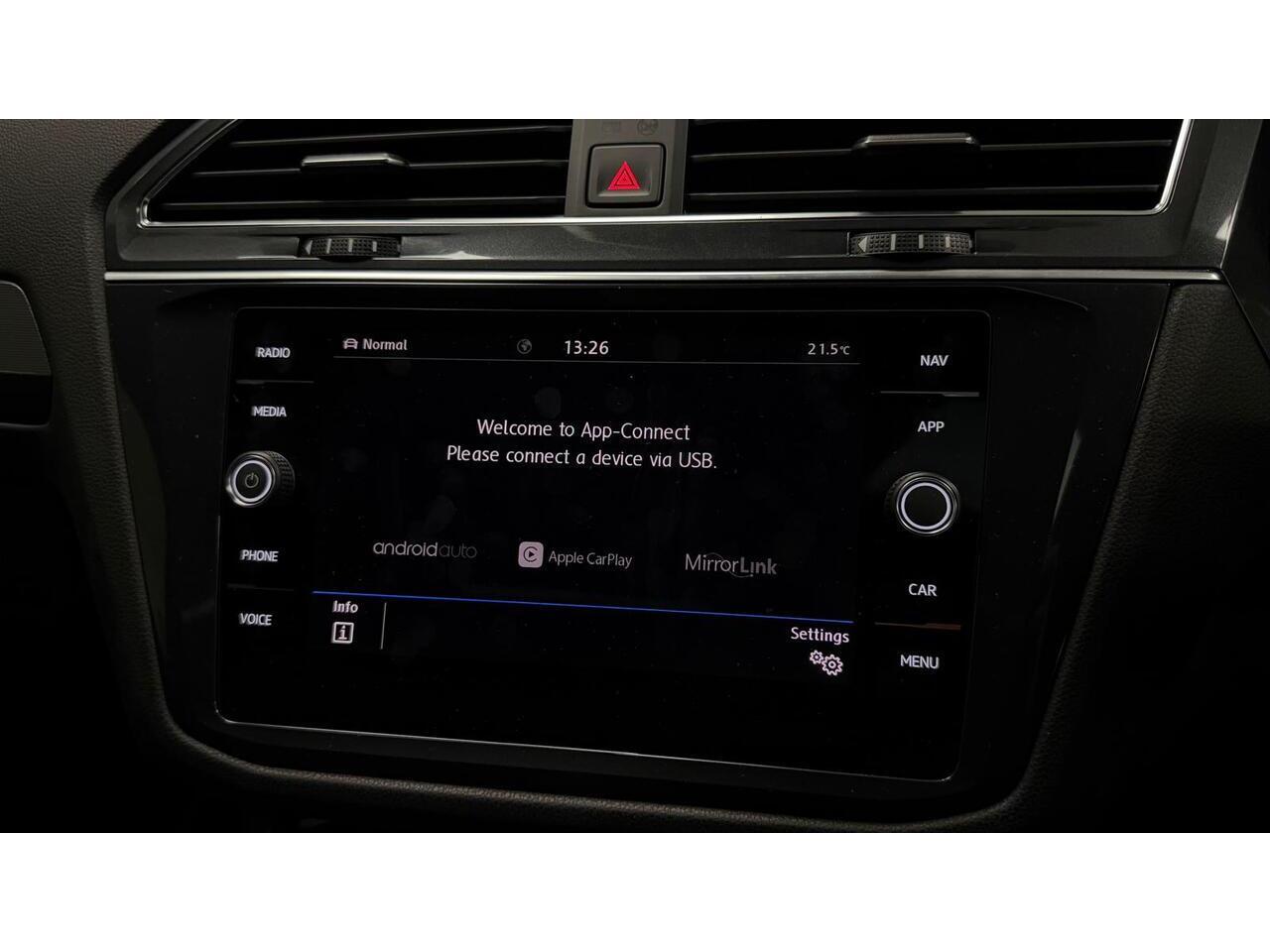 Volkswagen Tiguan Allspace view 29