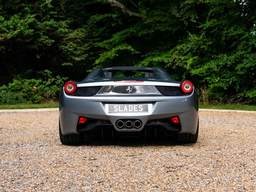 Ferrari 458 view 9
