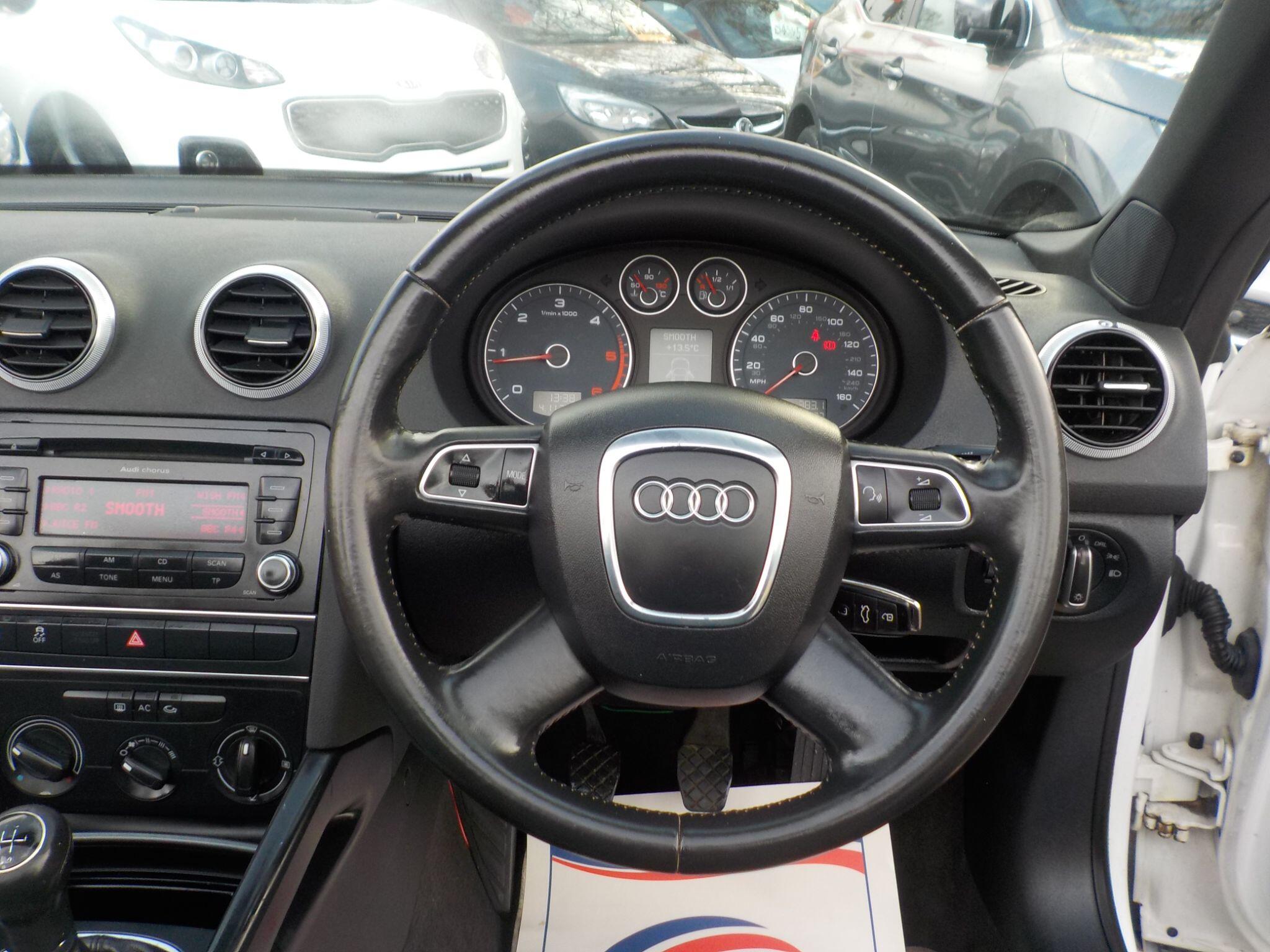 Audi A3 Cabriolet 1.6 TDI Technik Euro 5 (s/s) 2dr