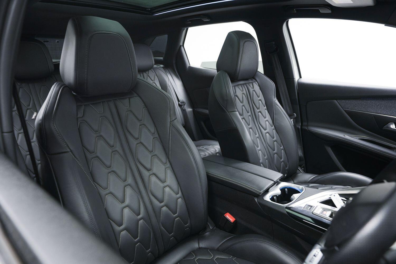Peugeot 3008 view 11