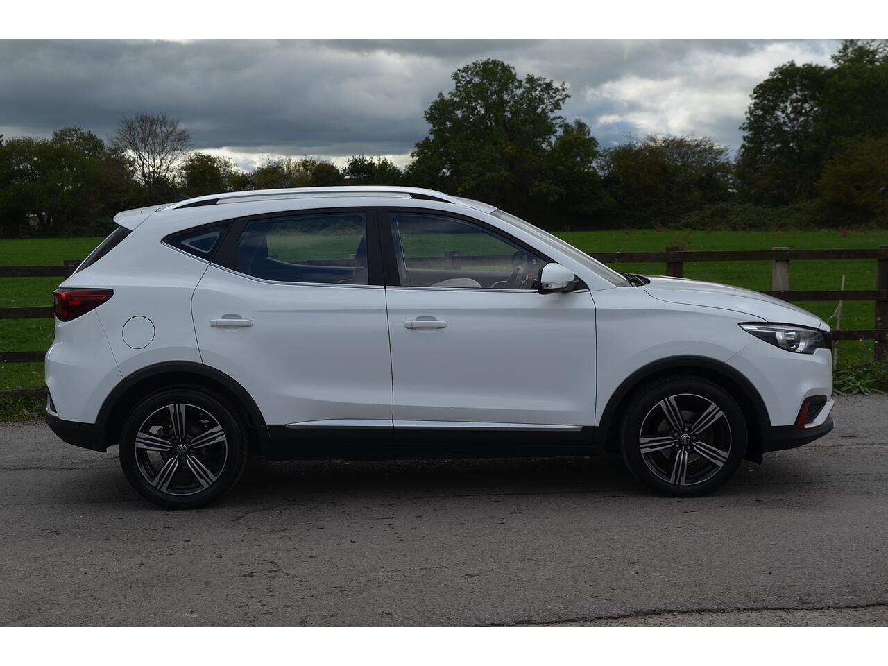 MG ZS view 10