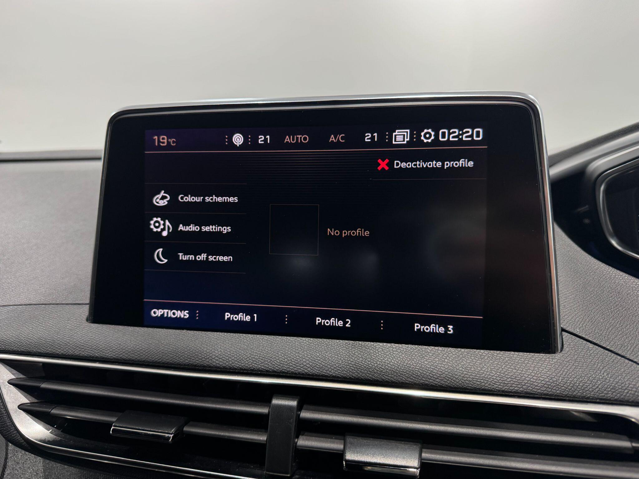 Peugeot 5008 view 34