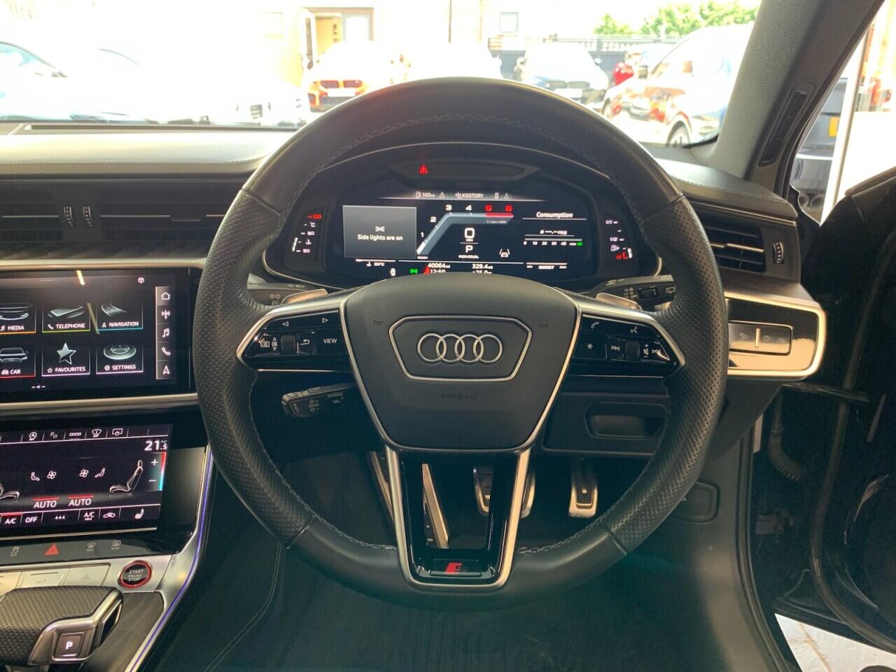 Audi S6 Avant view 33