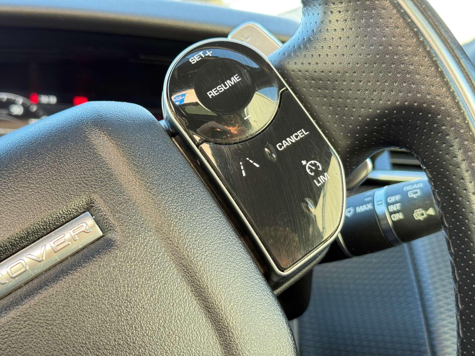Land Rover Range Rover Velar view 70