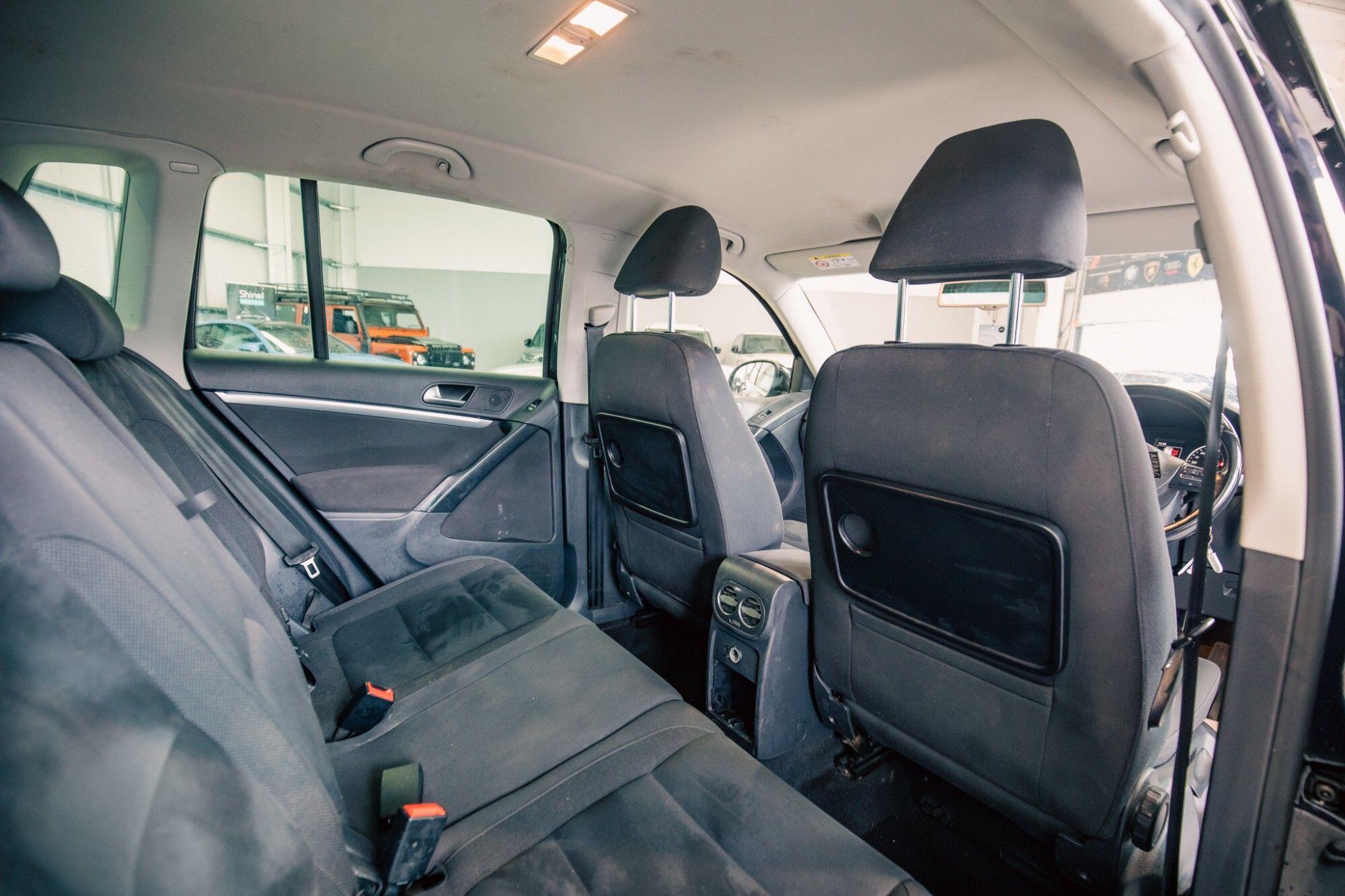 Volkswagen Tiguan view 9