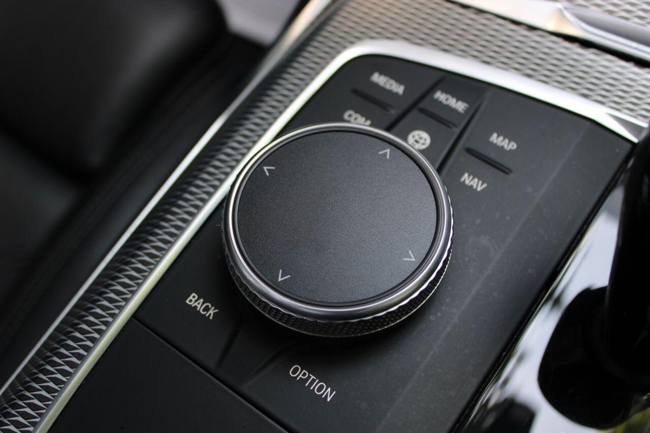 BMW 3 Series view 39