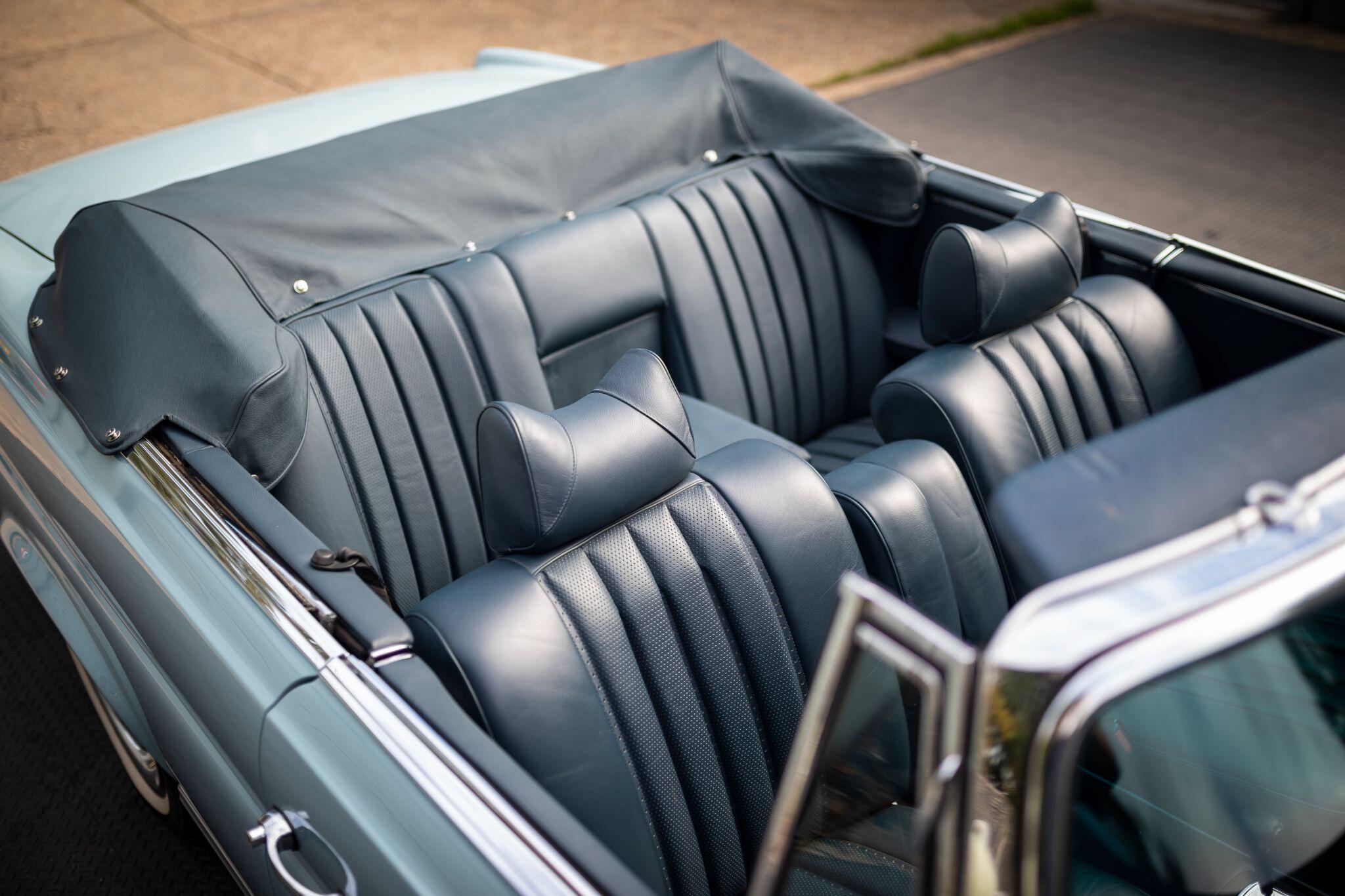 Mercedes-Benz 280 view 17