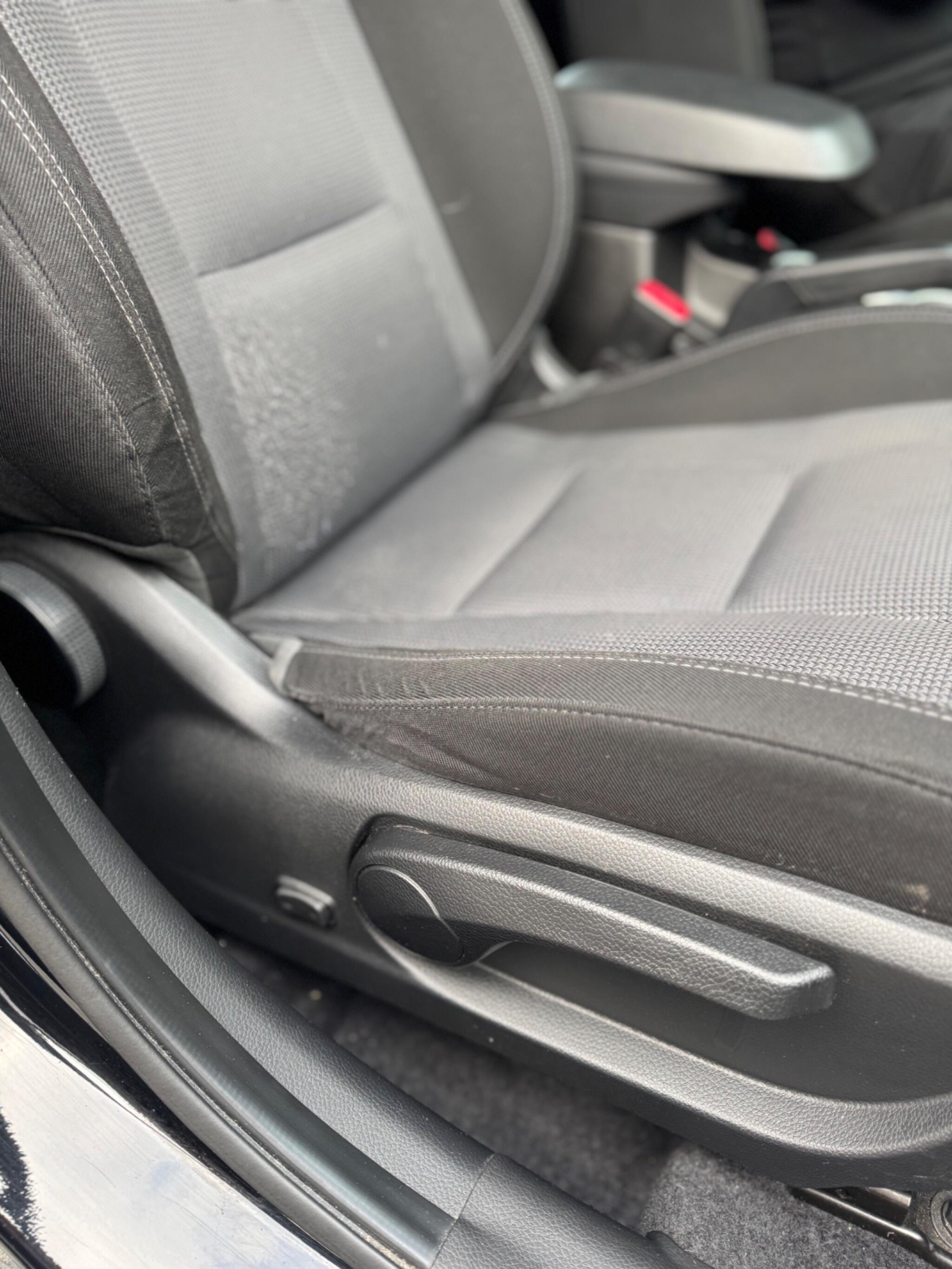 2016 Hyundai i30 1.6 CRDi Blue Drive SE Nav Euro 6 (s/s) 5dr image 50