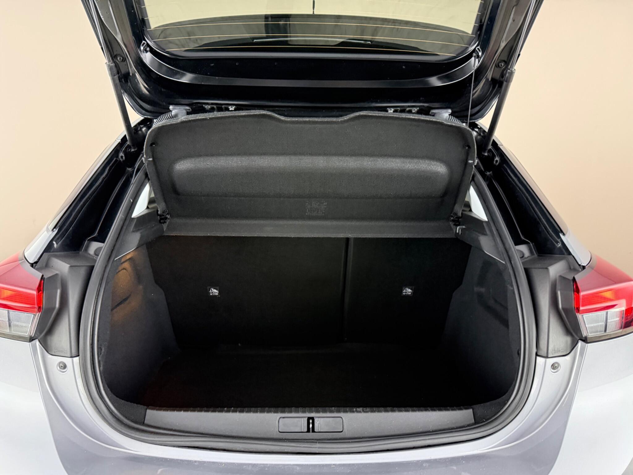 Vauxhall Corsa view 4