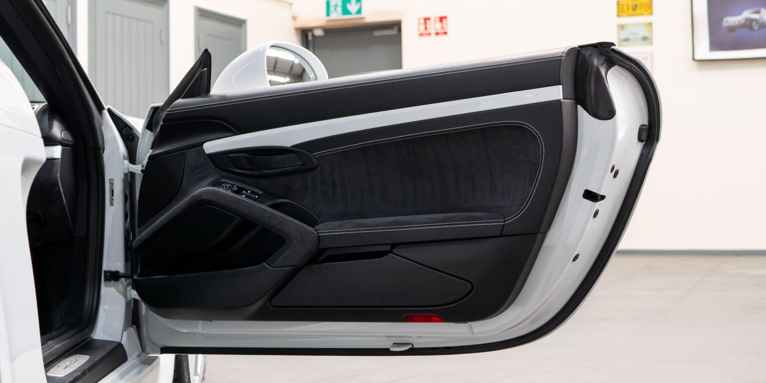 Porsche Boxster view 37