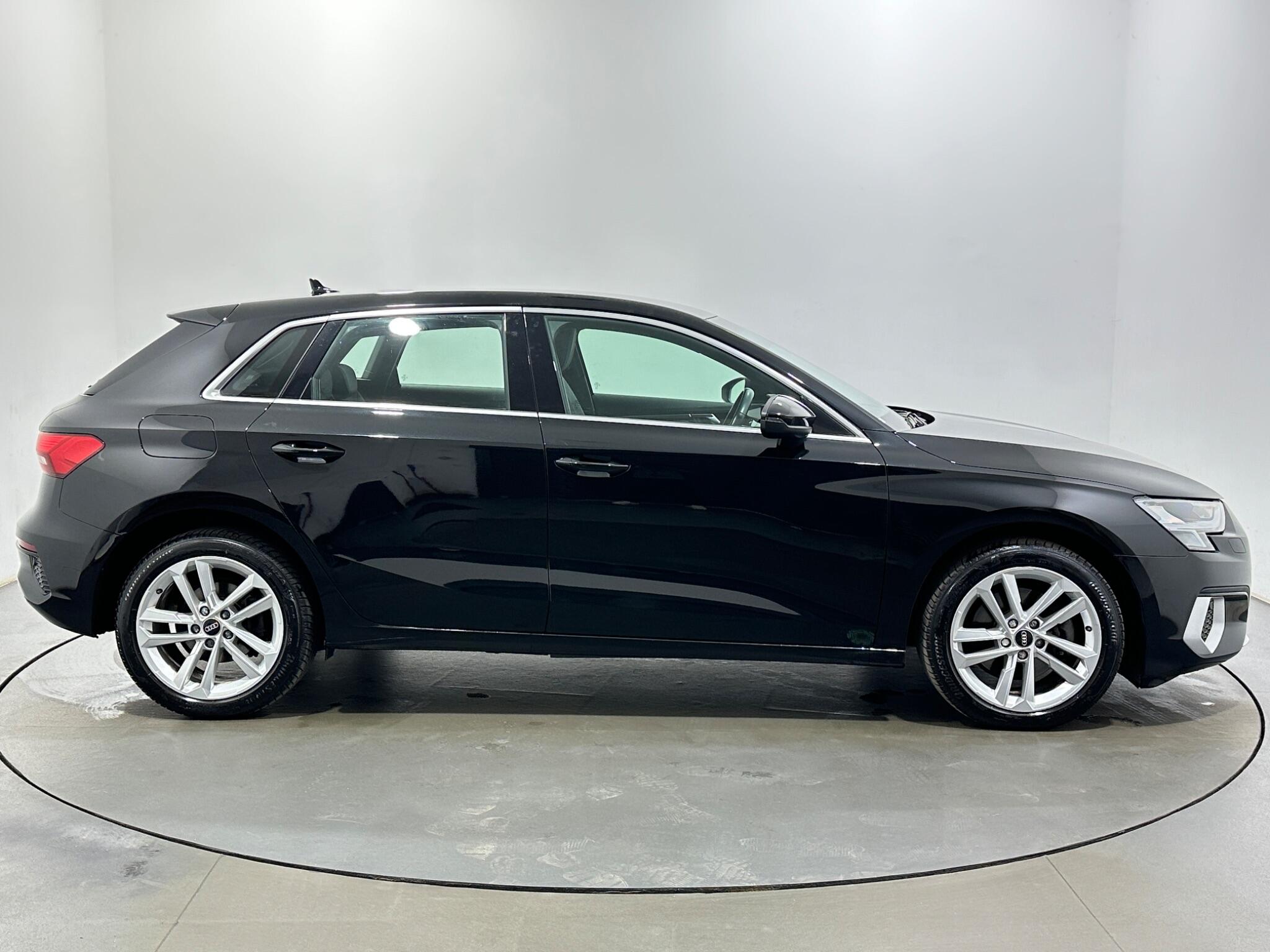 Audi A3 view 9