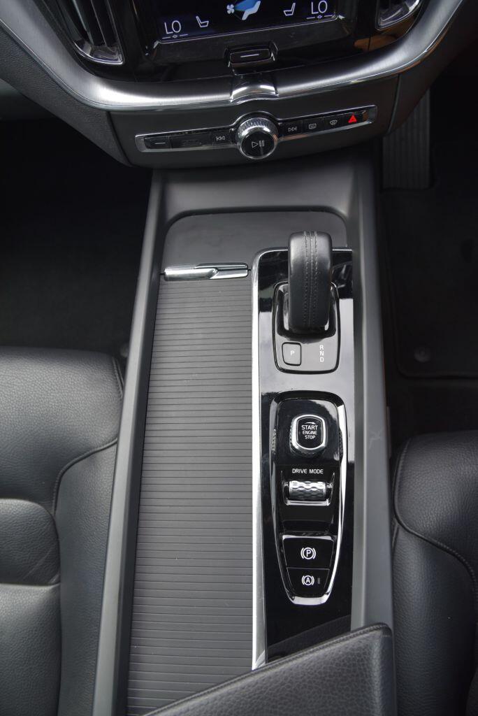 Volvo XC60 view 41