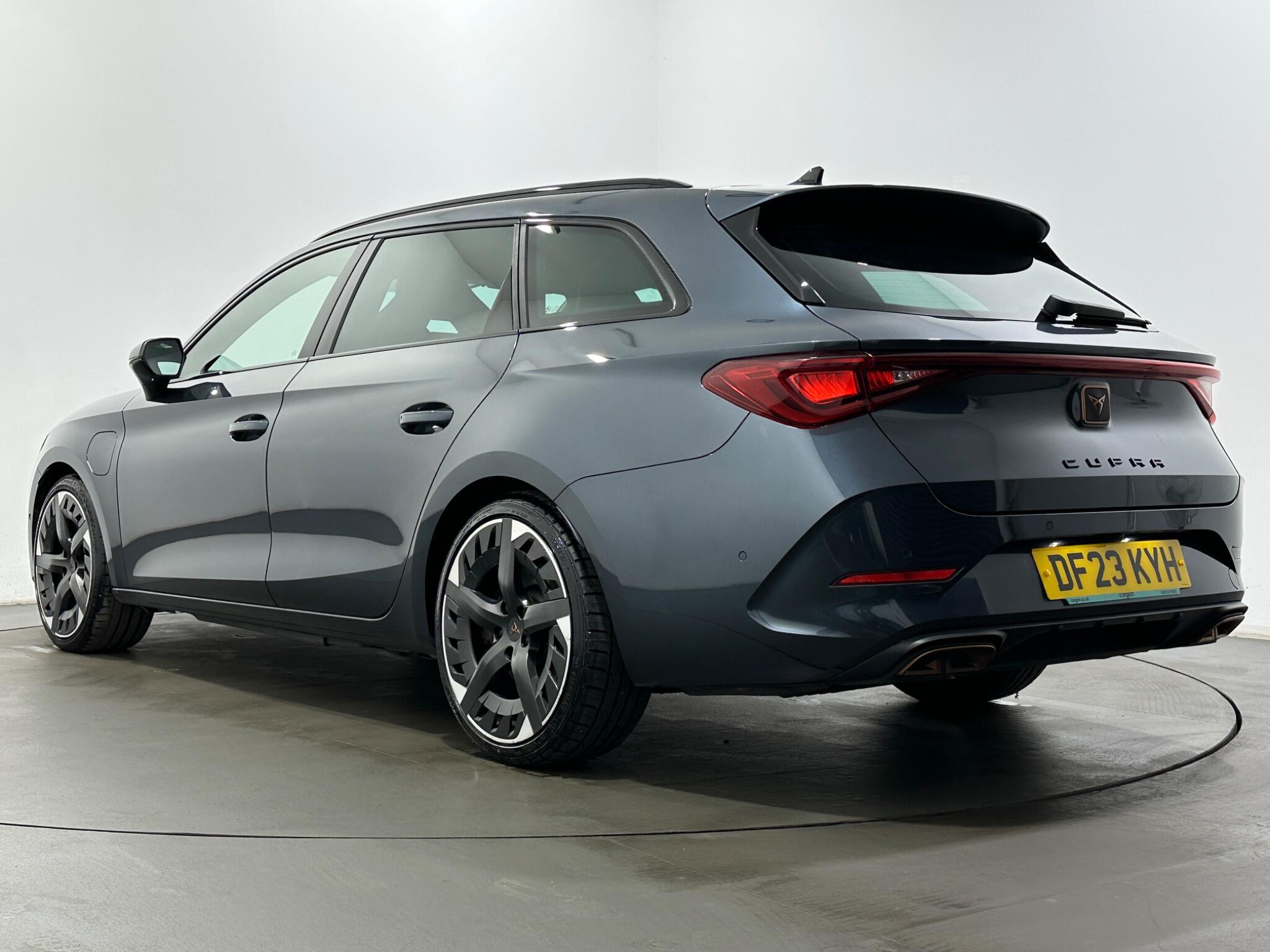 Cupra CUPRA Leon view 49