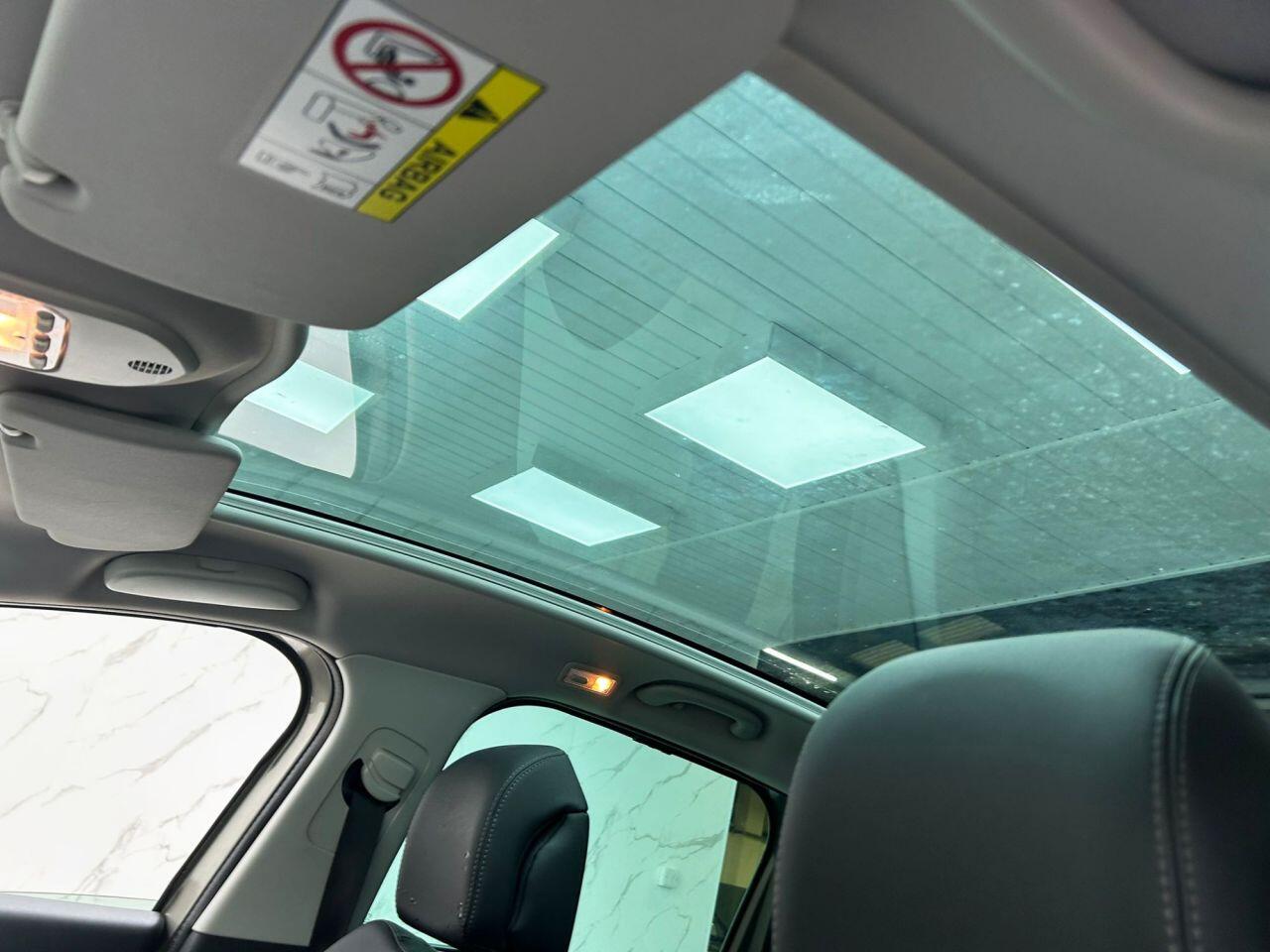 Peugeot 3008 view 12