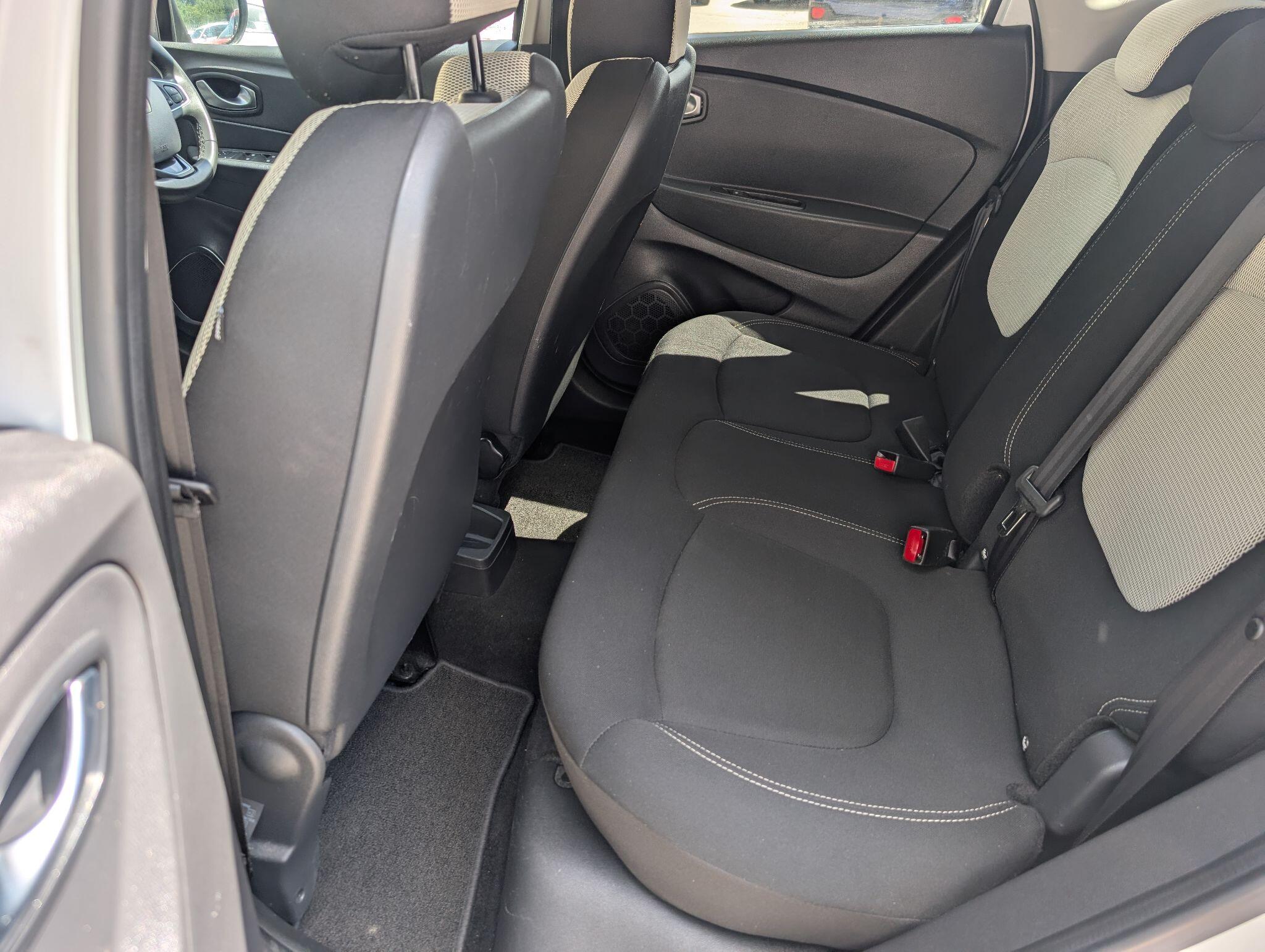 Renault Captur view 17