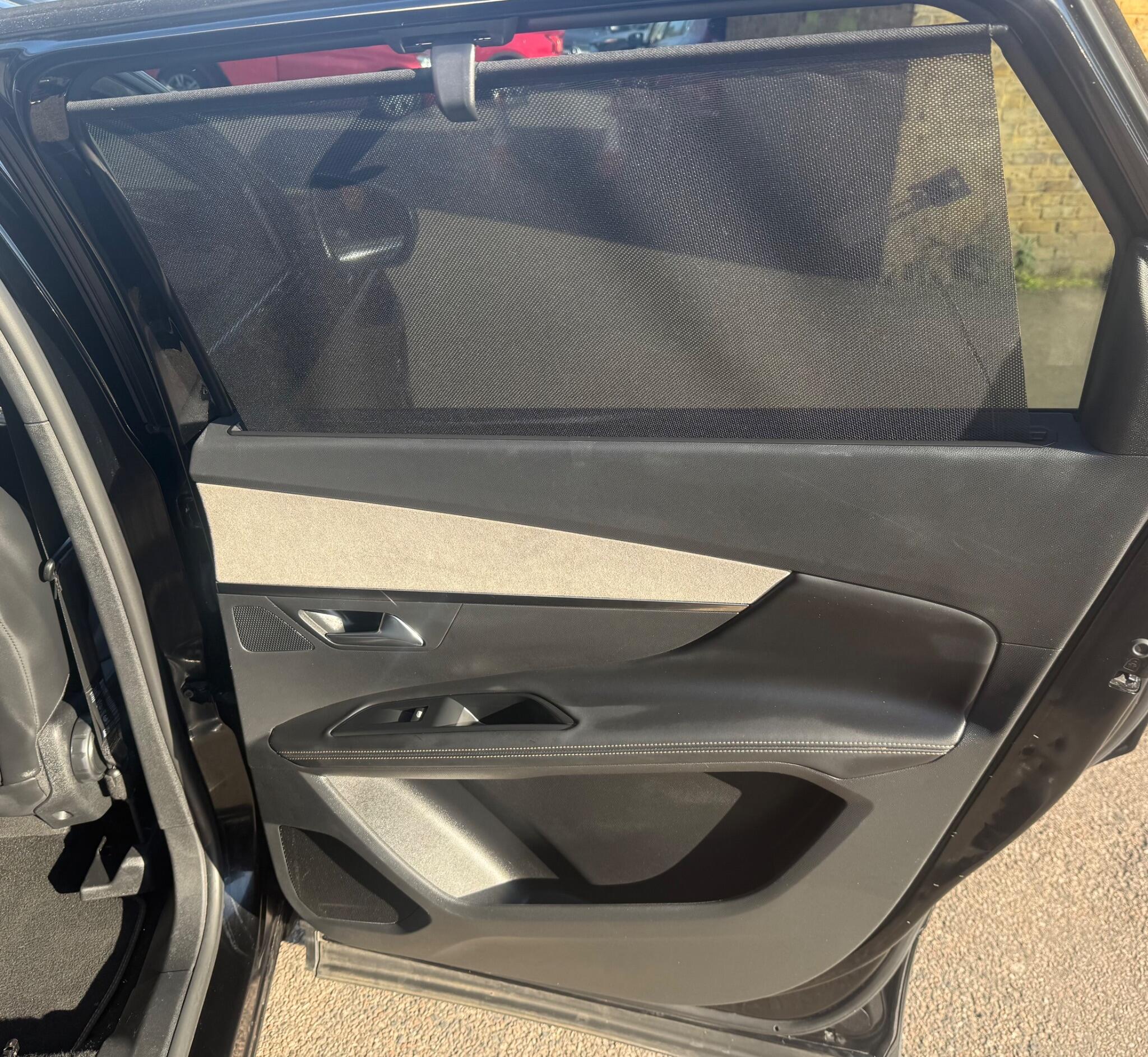 Peugeot 5008 view 19