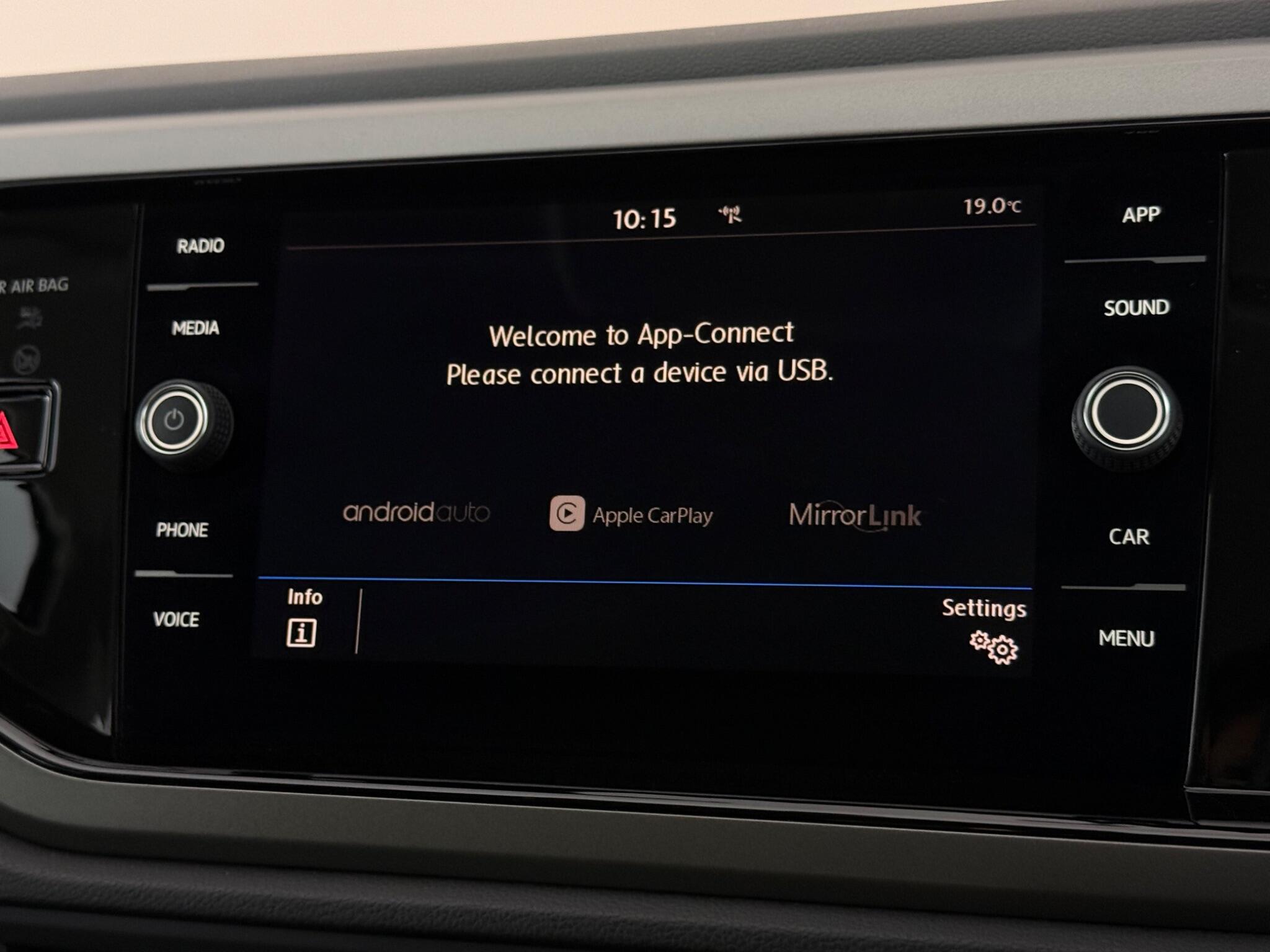Volkswagen Polo view 21