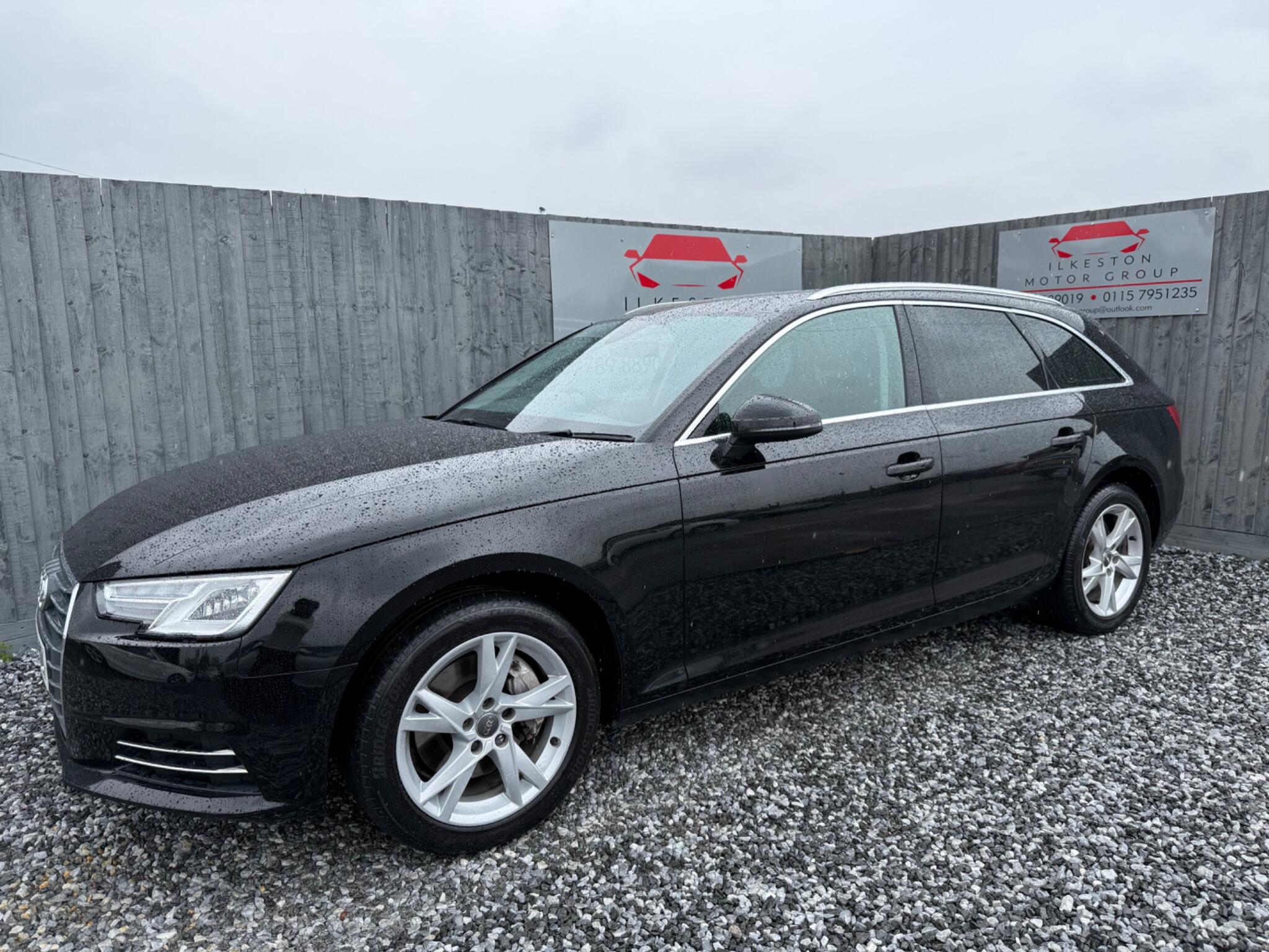 2016 Audi A4 Avant 3.0 TDI V6 Sport S Tronic quattro Euro 6 (s/s) 5dr • 105,600 miles image 4
